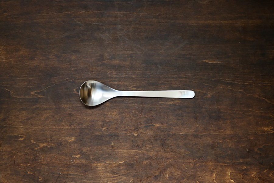 柳宗理-不鏽鋼餐具-餐匙183mm 湯匙