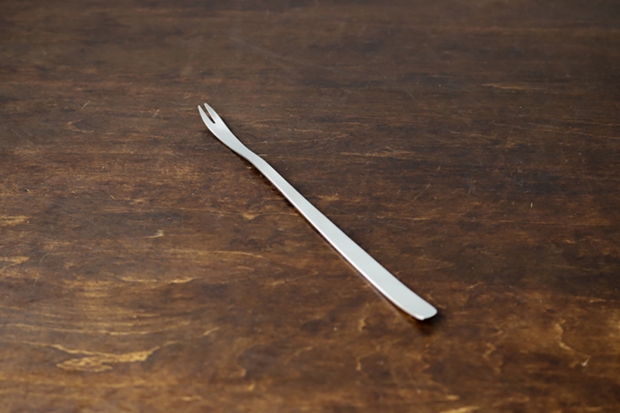 柳宗理-不鏽鋼餐具-螃蟹叉183mm