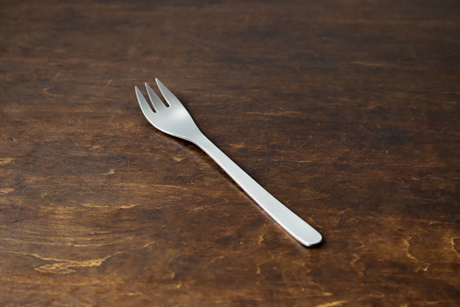 柳宗理-不鏽鋼餐具-點心叉170mm