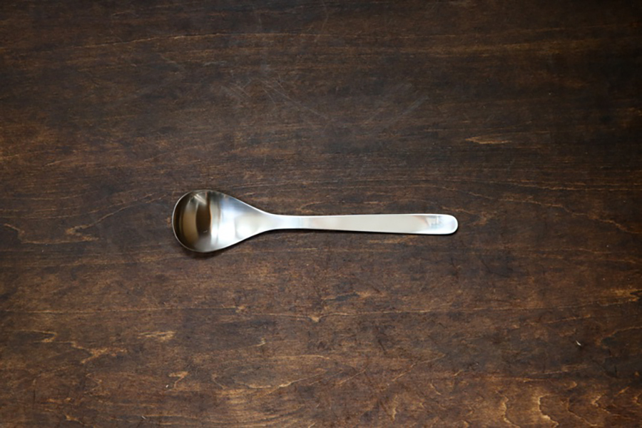 柳宗理-不鏽鋼餐具-主餐匙194mm 湯匙