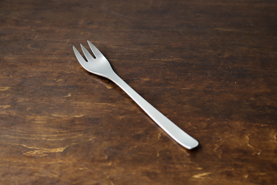 柳宗理-不鏽鋼餐具-餐叉183mm