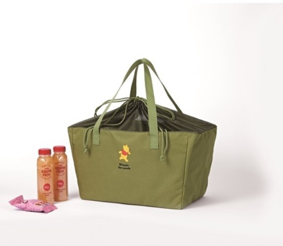 日本小熊維尼束口收納袋 | 可摺疊 | 大容量 | 戶外活動必備| 野餐 | 雜物袋 | 隨身攜帶 | 容易收藏 (逢星期日截單後7-14個工作天發貨)