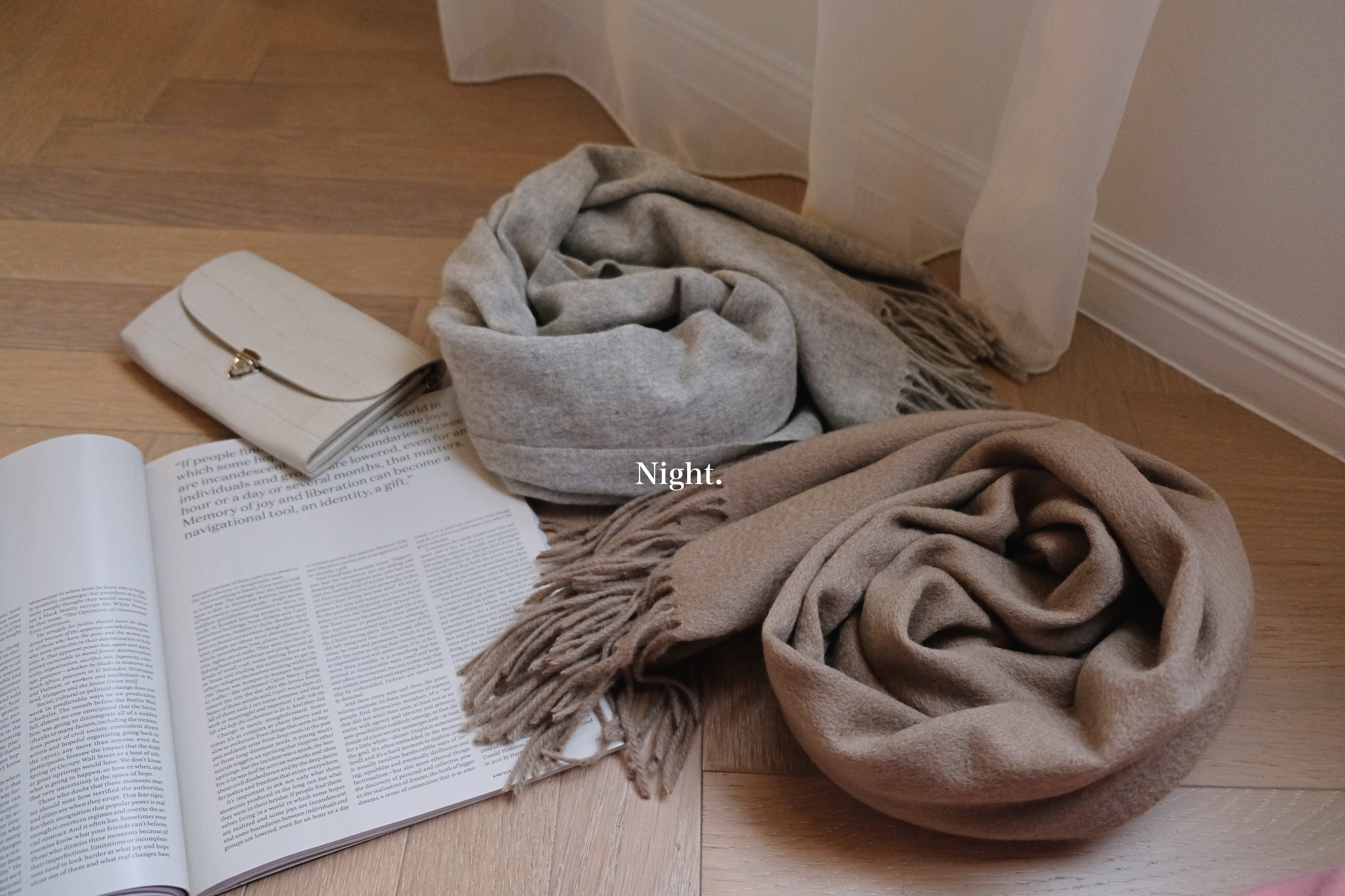 質感設計櫃極美暖冬色系毛料圍巾