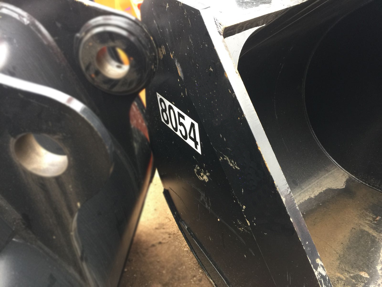 A180060 model ZX200  原廠全新標準斗