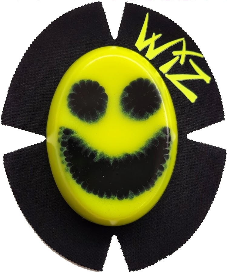 WIZ KNEE SLIDERS 滑塊 笑臉 黃底黑