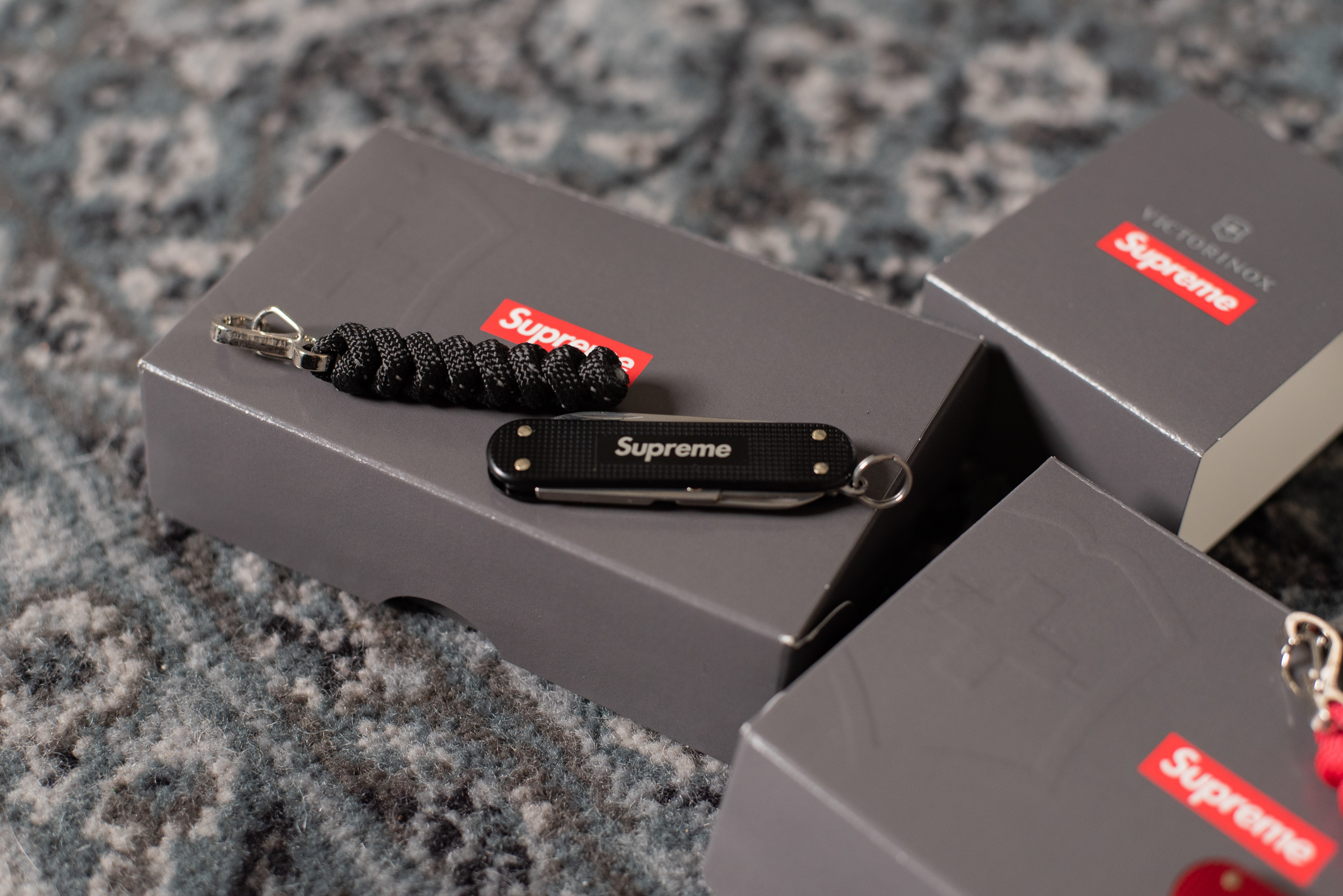 Supreme®/Victorinox® Classic Alox Knife