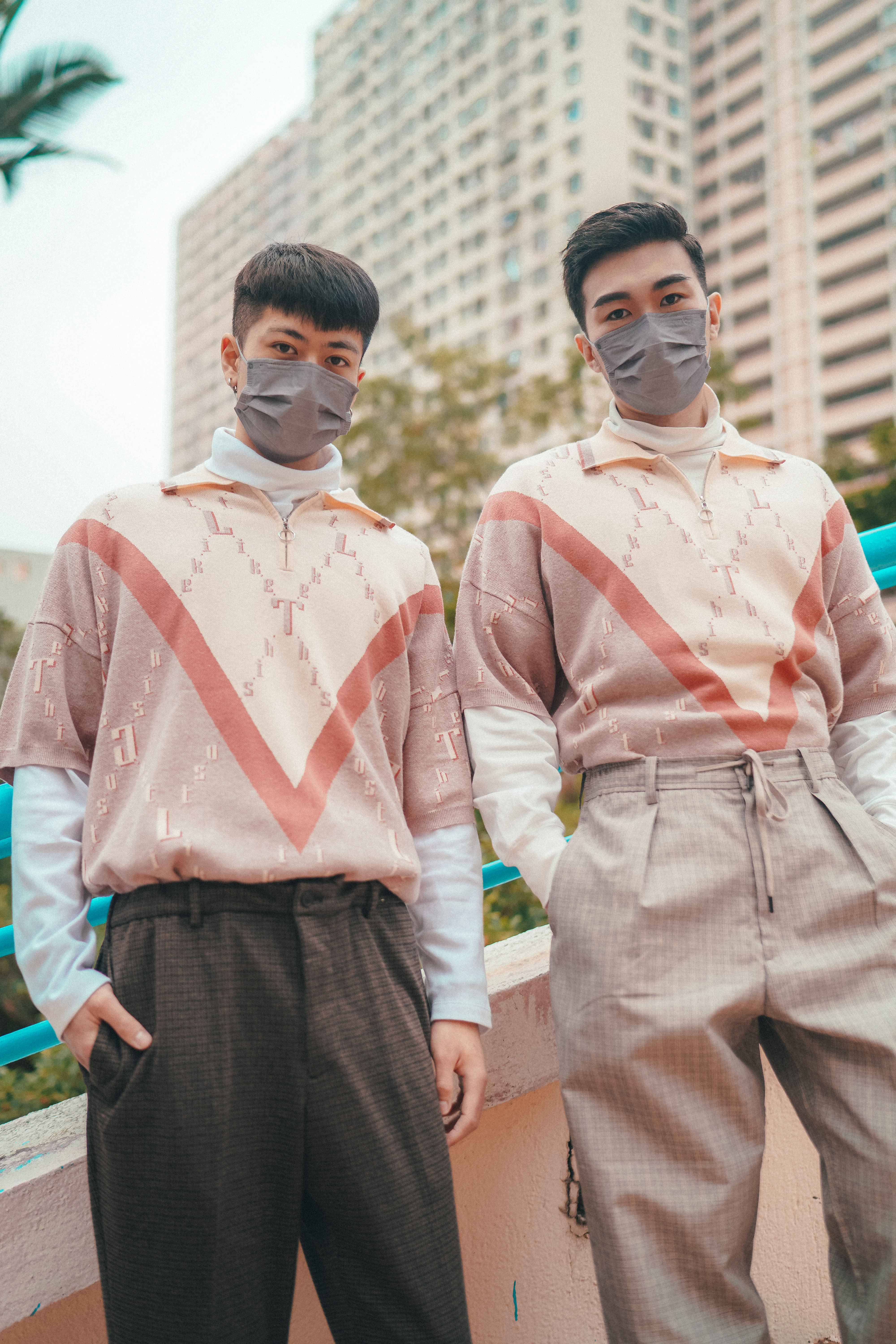 【Just Home】拉鍊馬球領針織短袖上衣 - 復古粉紅