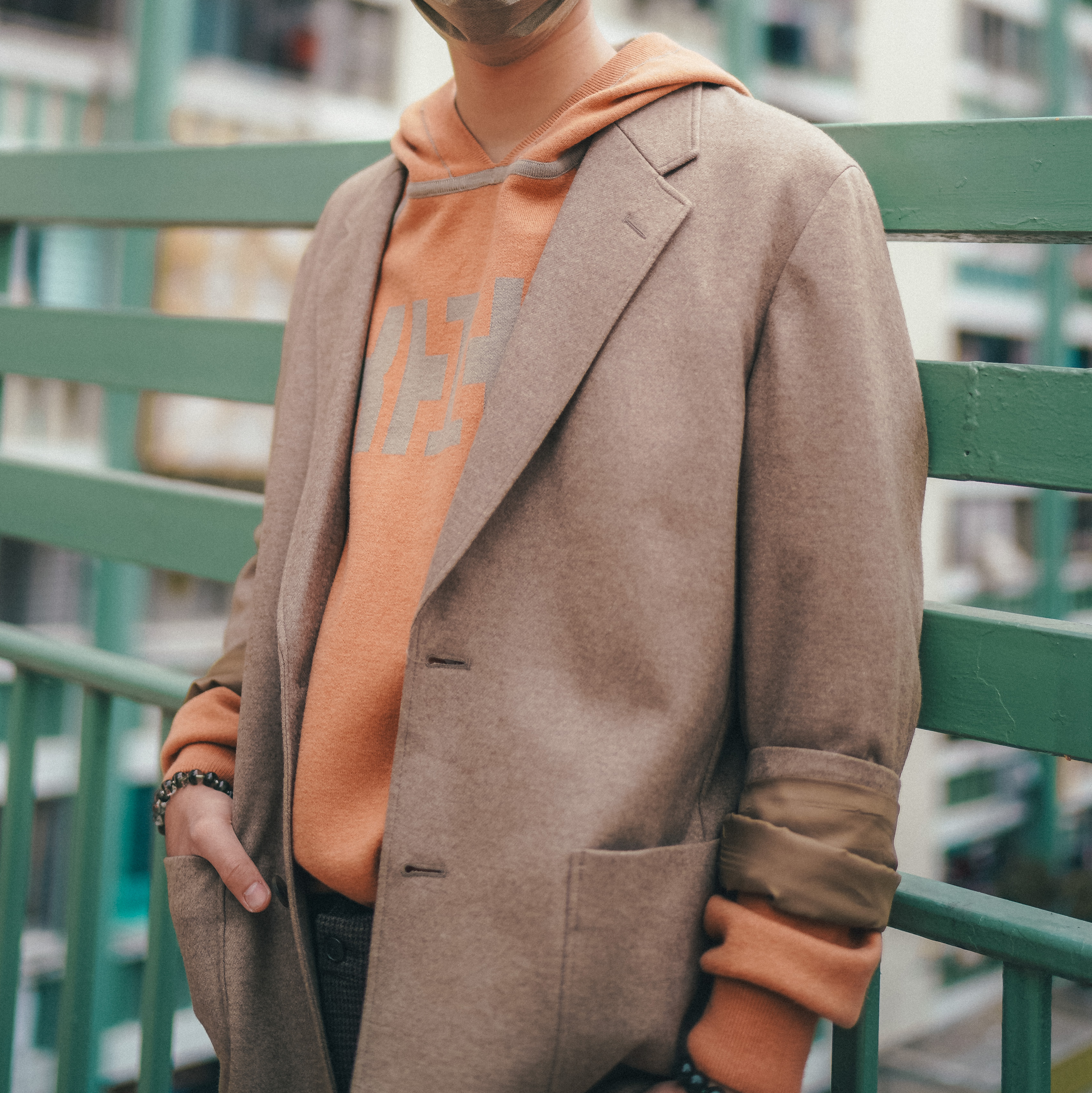 【Just Home】雙面針織連帽衛衣 - 軍綠/腰果色