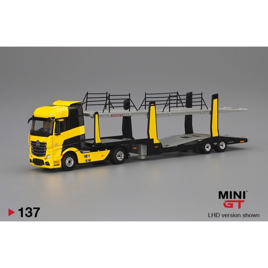 1/64 Mercedes-Benz Actros Yellow w/Car Carrier