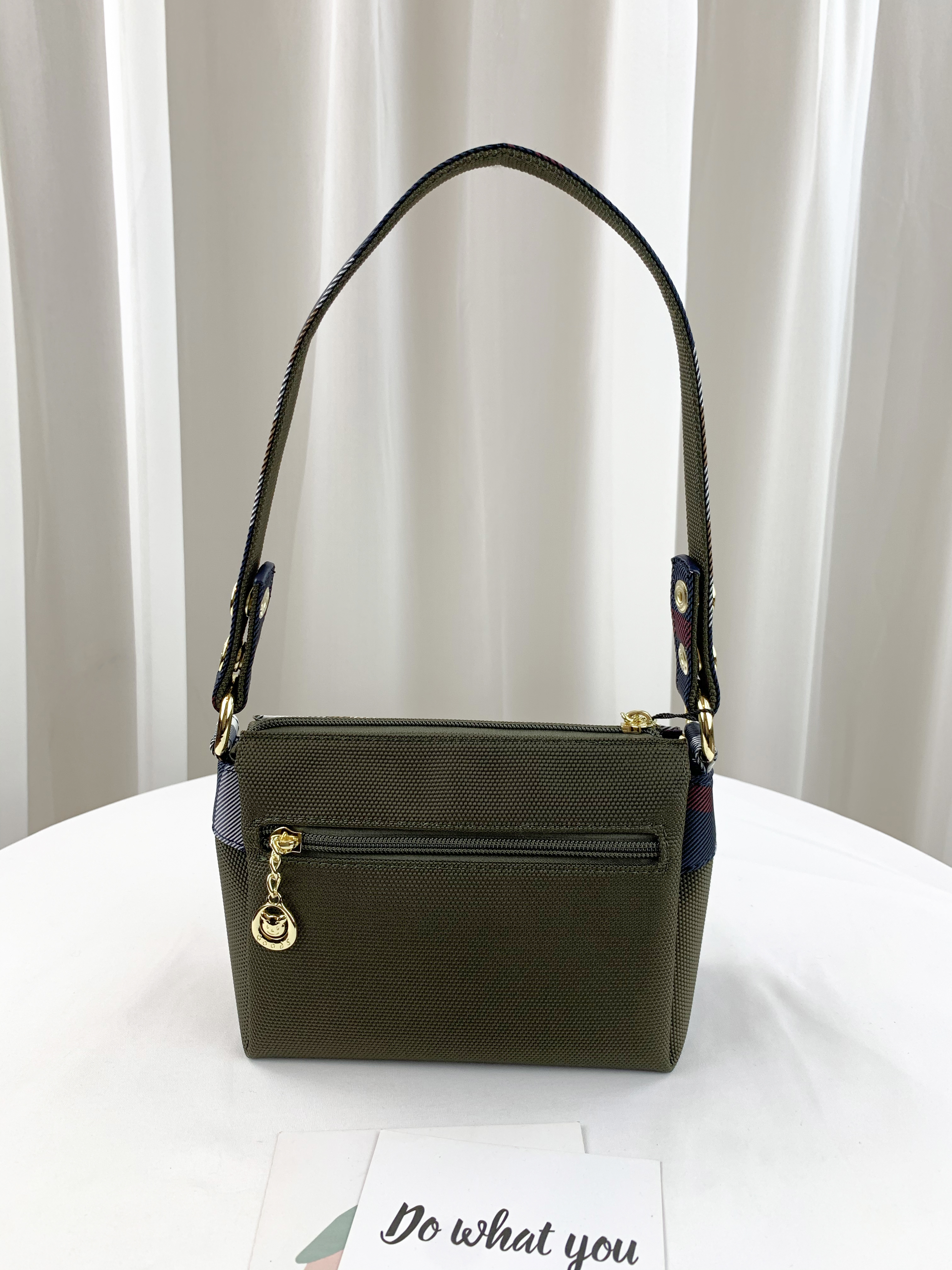 GOODS 大格綠 拼色防潑水肩背包 / 側背包 #2026