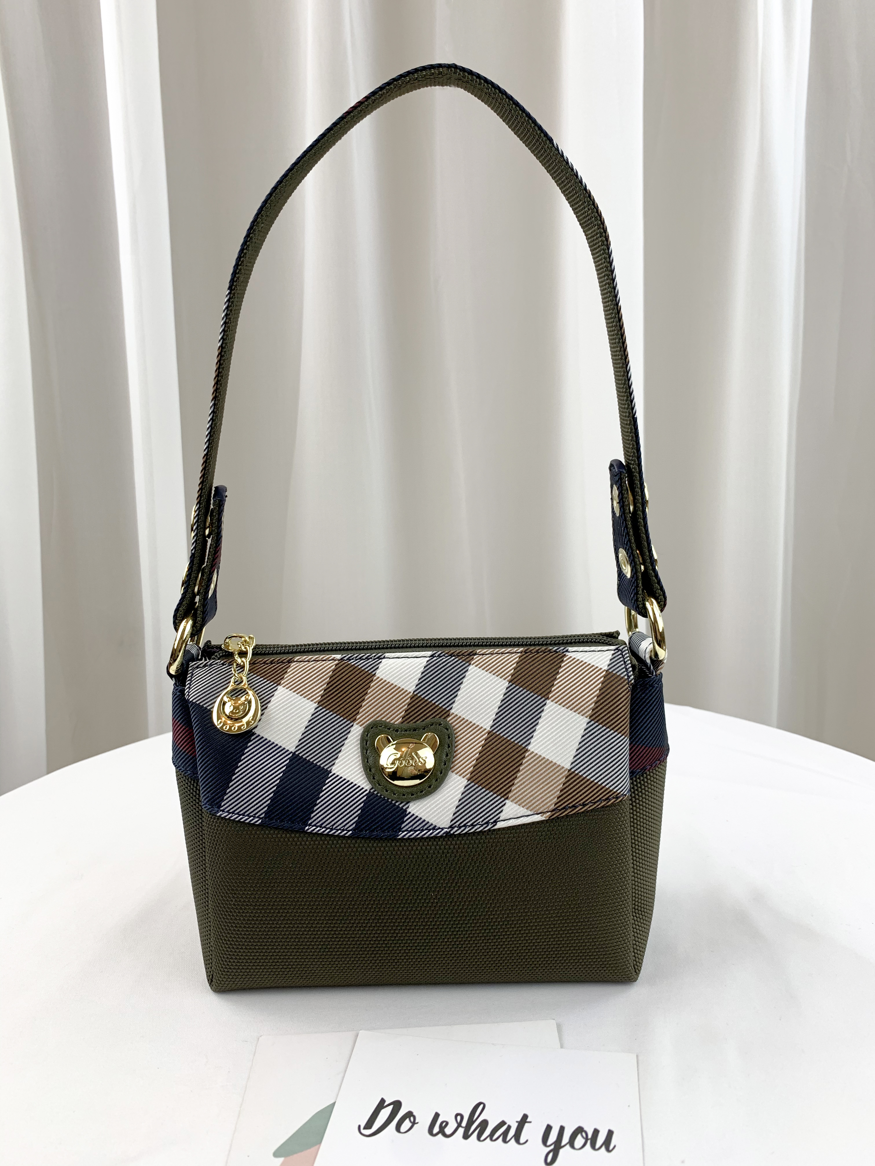 GOODS 大格綠 拼色防潑水肩背包 / 側背包 #2026