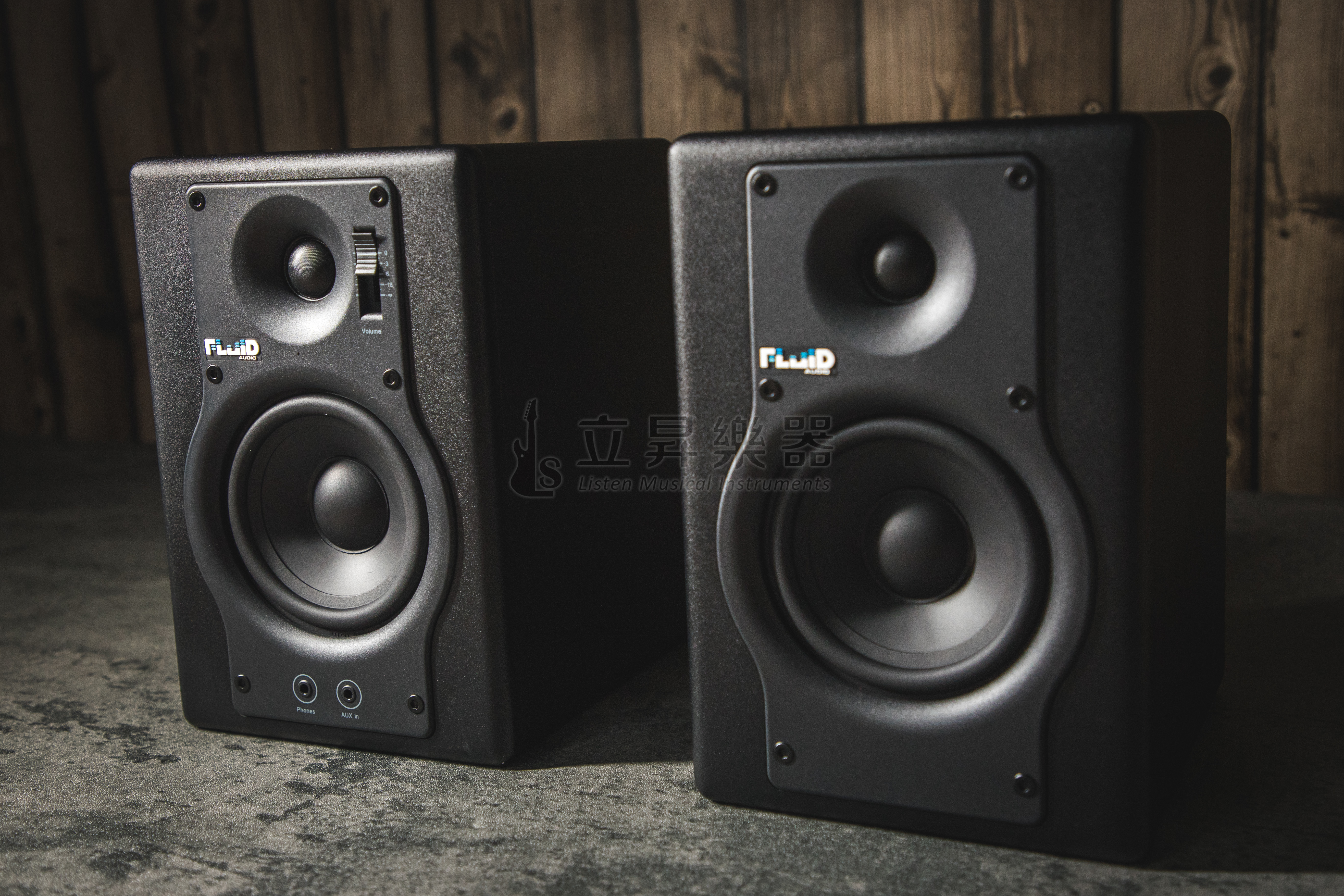 Fluid Audio Fader Series F4 主動式監聽喇叭 黑色(一對) 第 4 張圖片｜三峽錄音 / 音響