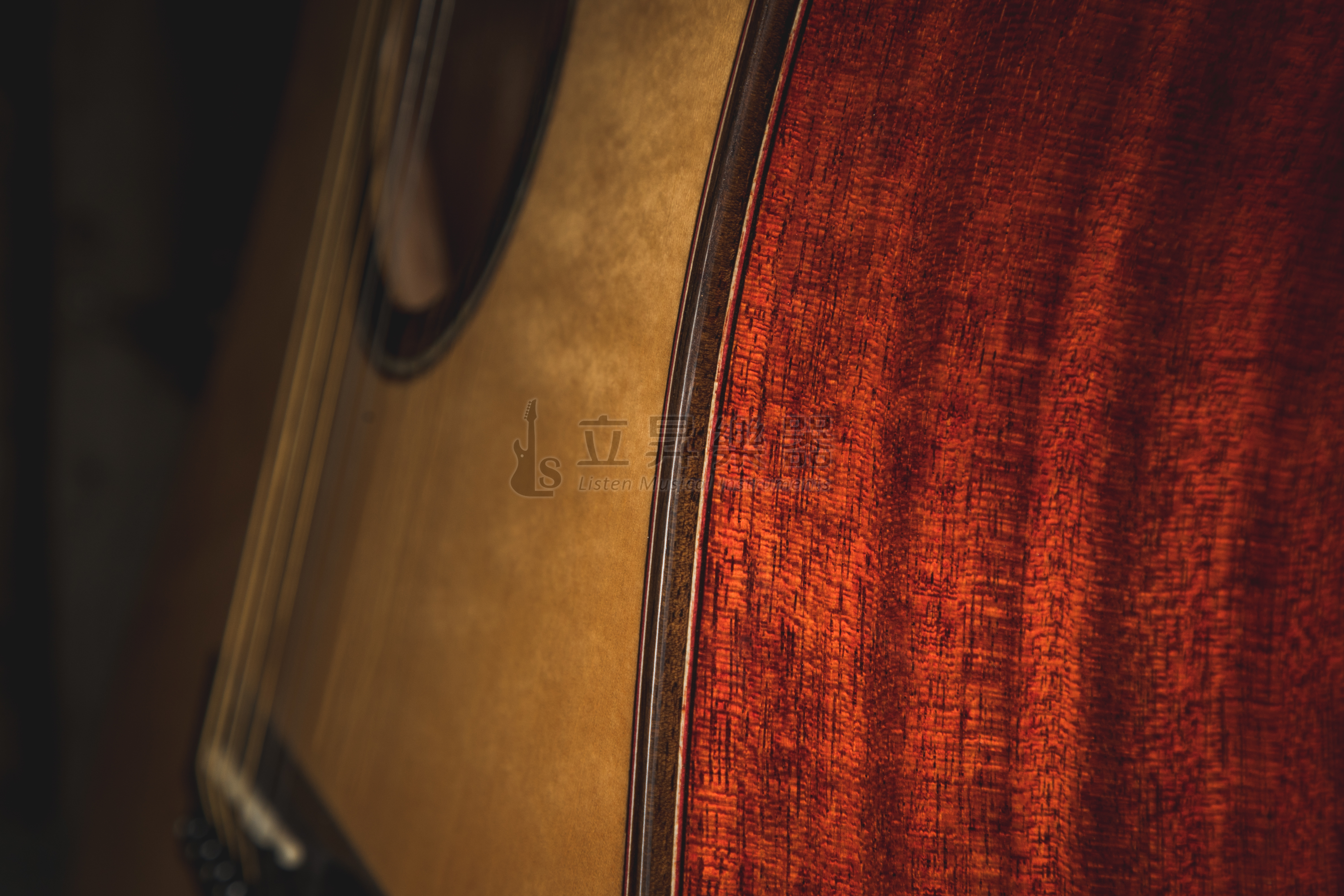 LAYA LAYA LD-256c 雲杉面單板 桃花心木側背板 木吉他 DC桶 D桶缺角 (附琴袋、配件包) 第 4 張圖片｜三峽吉他 / Bass