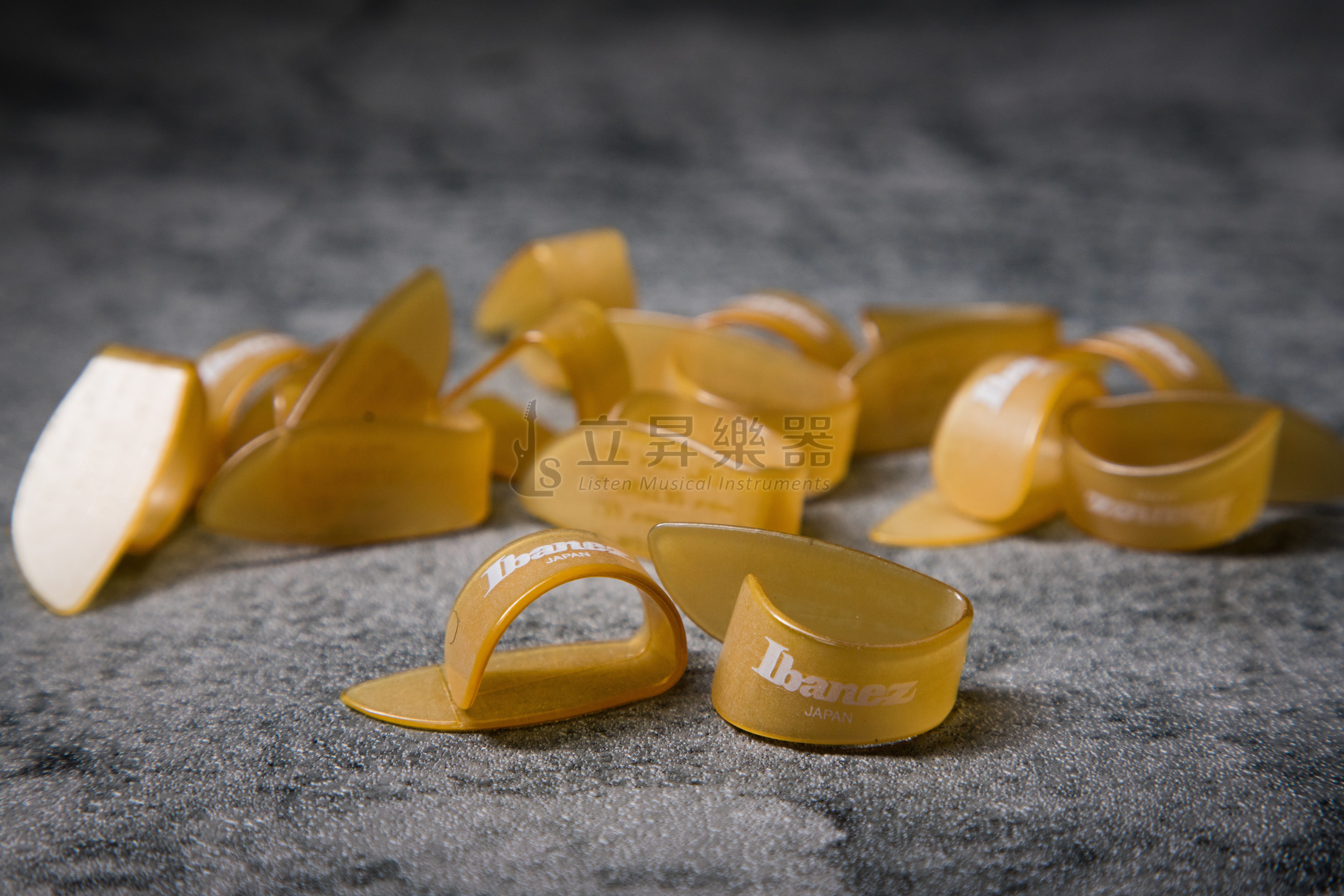 Ibanez UL22L 拇指指套 Pick