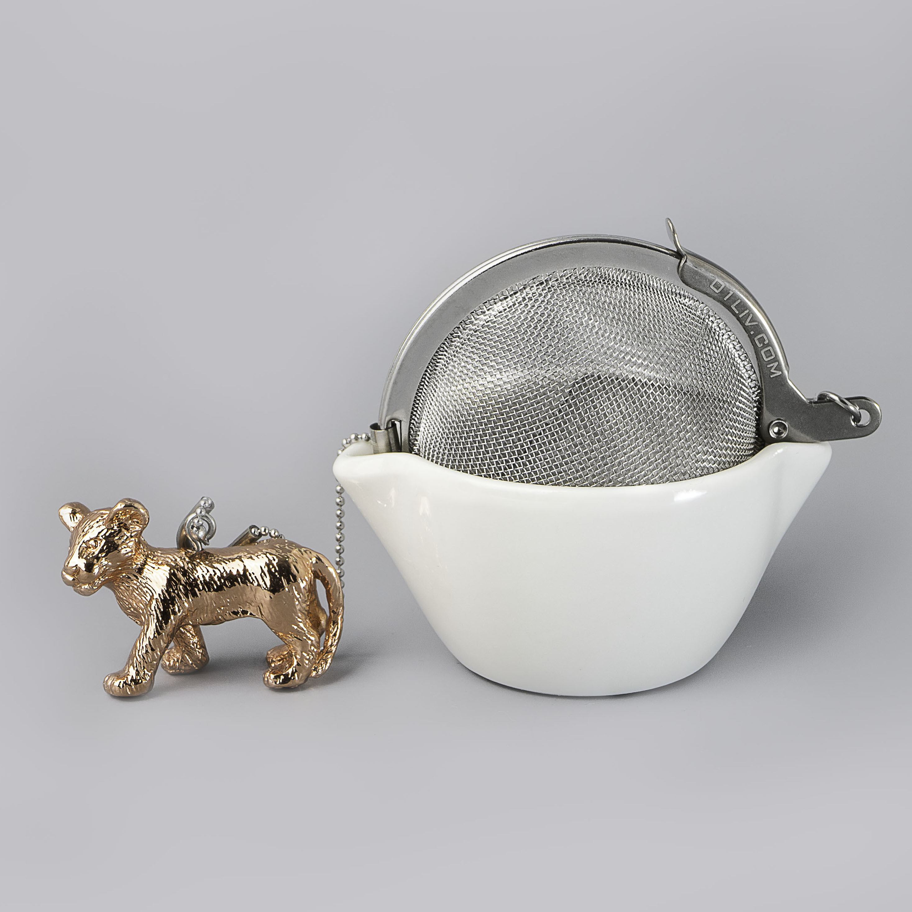 CHICHI 奇趣茶球 - 精緻吊飾系列 - 小獅子（玫瑰金）