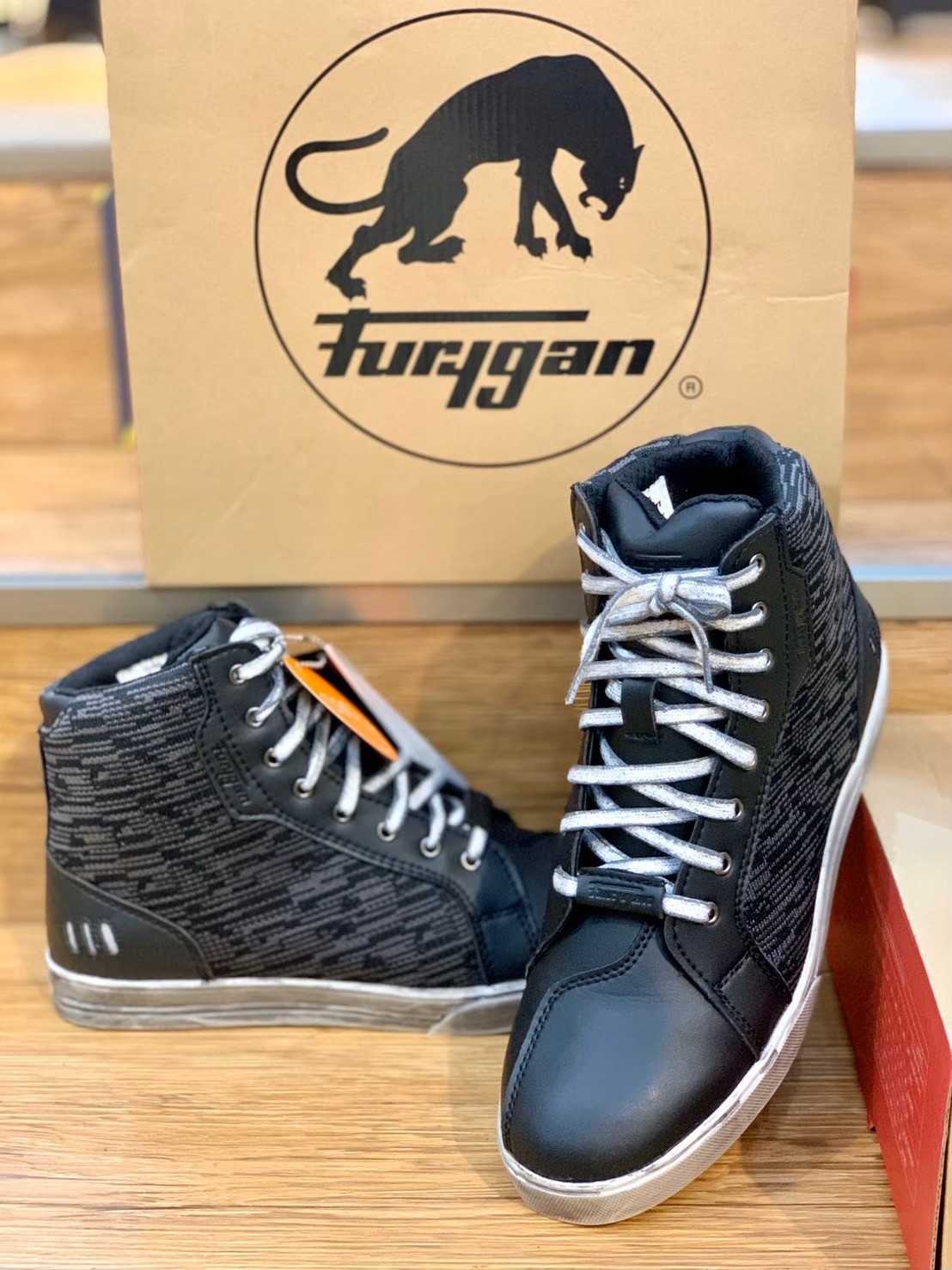 FURYGAN SYDNEY D3O WP 防水 休閒車靴