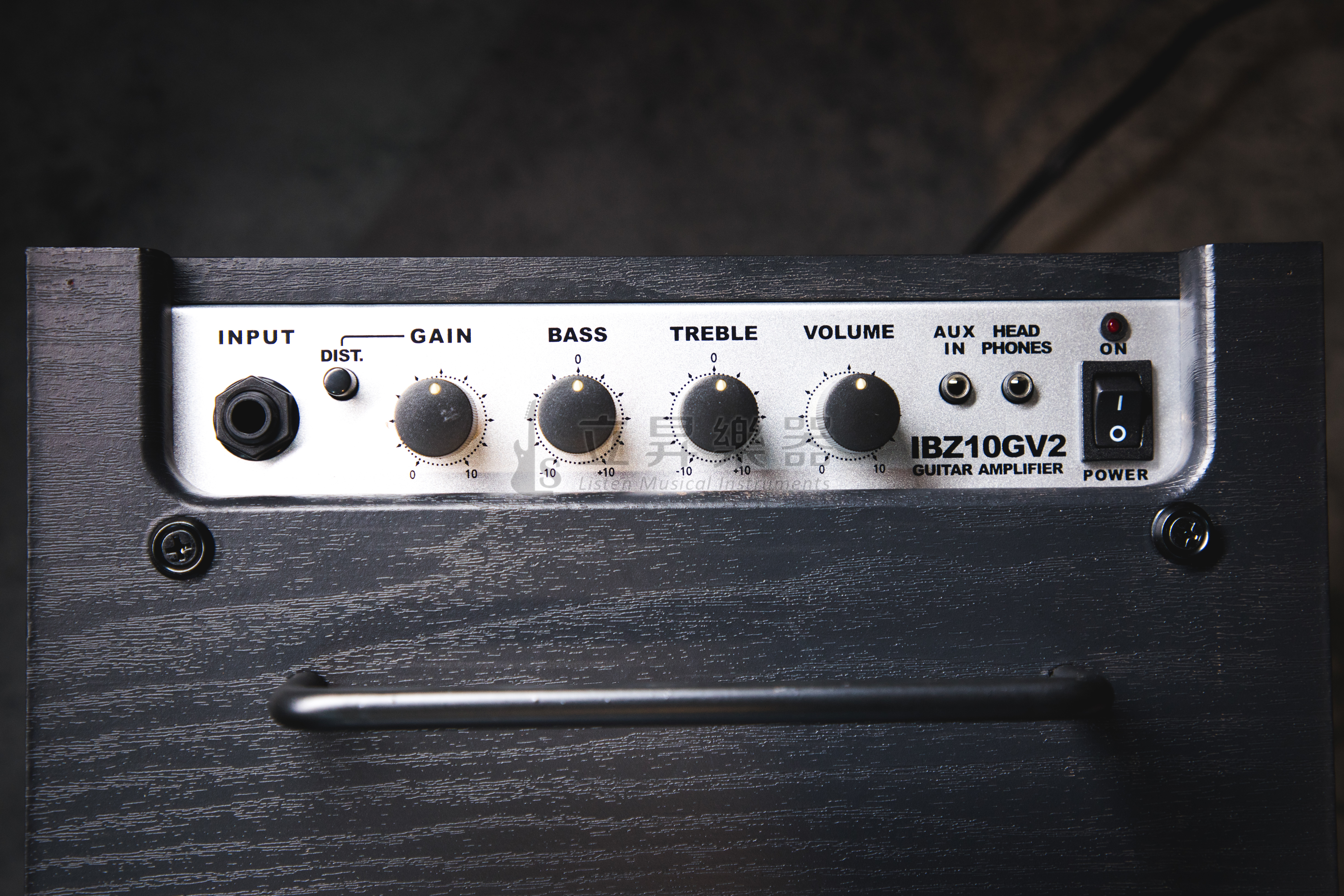 Ibanez Ibanez IBZ10G-V2 10瓦 6.5吋喇叭 電吉他音箱 【新款二代】 第 4 張圖片｜三峽吉他 / Bass