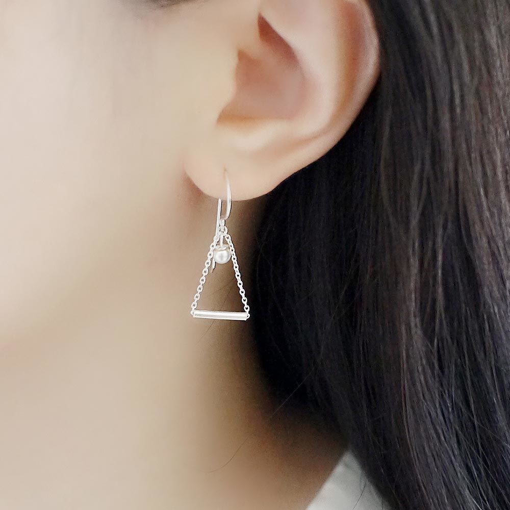 優雅的提琴手純銀耳環(淡水珍珠)/SE763S