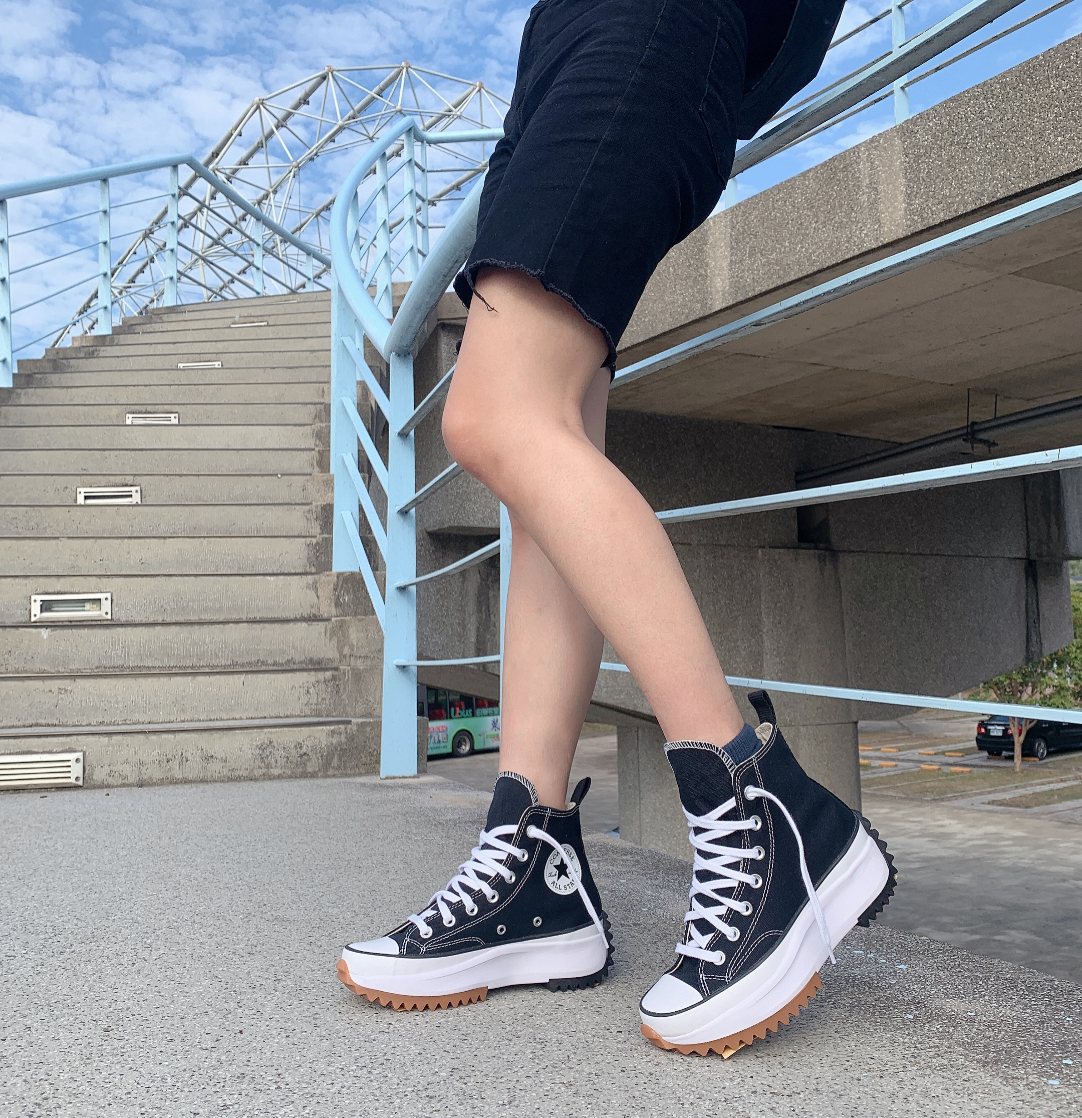 店内全品ﾎﾟｲﾝﾄ2倍!! converse RUN STAR HIKE HI 厚底 - 通販 - www