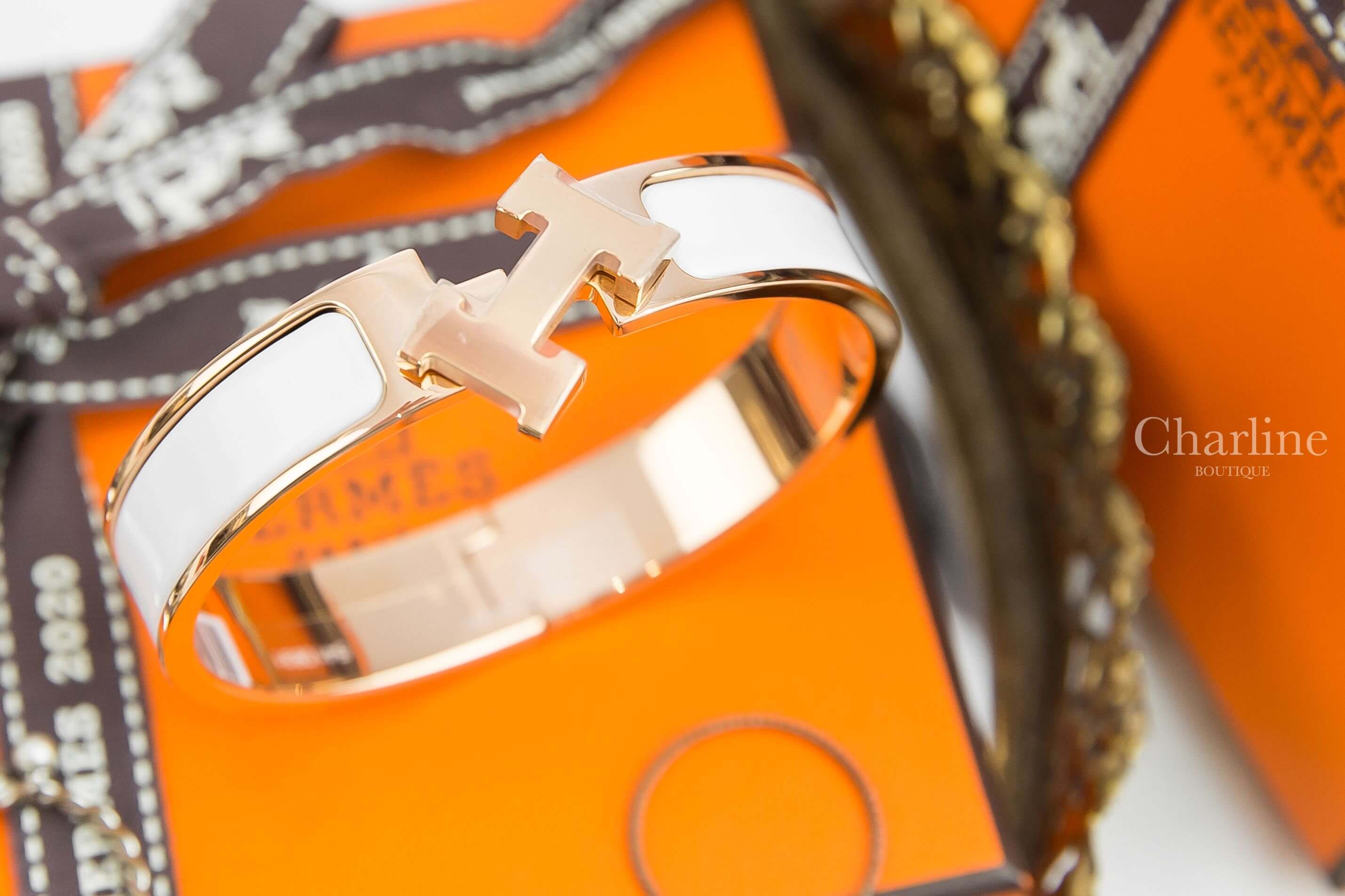 Hermès Clic H Bracelet 白色珐瑯鍍玫瑰金釦細版手環-Charline Boutique 精品代購