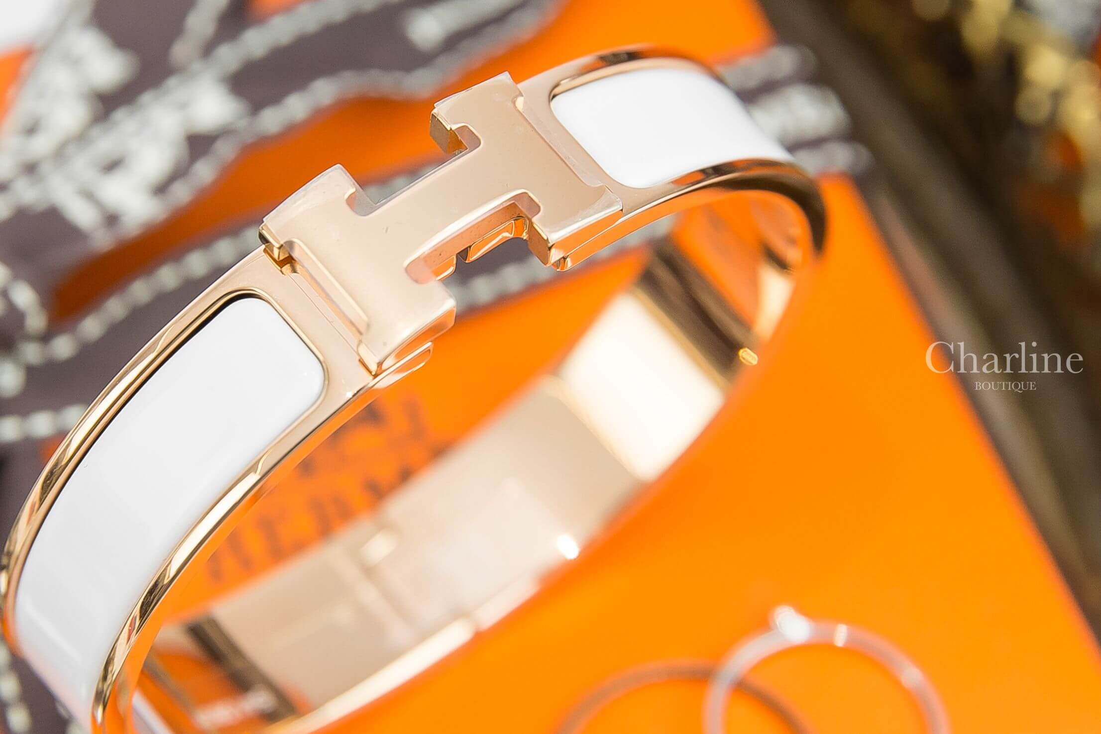 Hermès Clic H Bracelet 白色珐瑯鍍玫瑰金釦細版手環