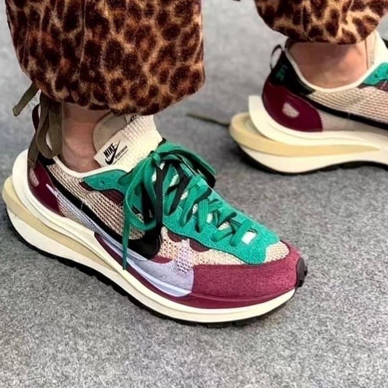 Sacai x Nike Vaporwaffle 2.0 紫色 紫綠