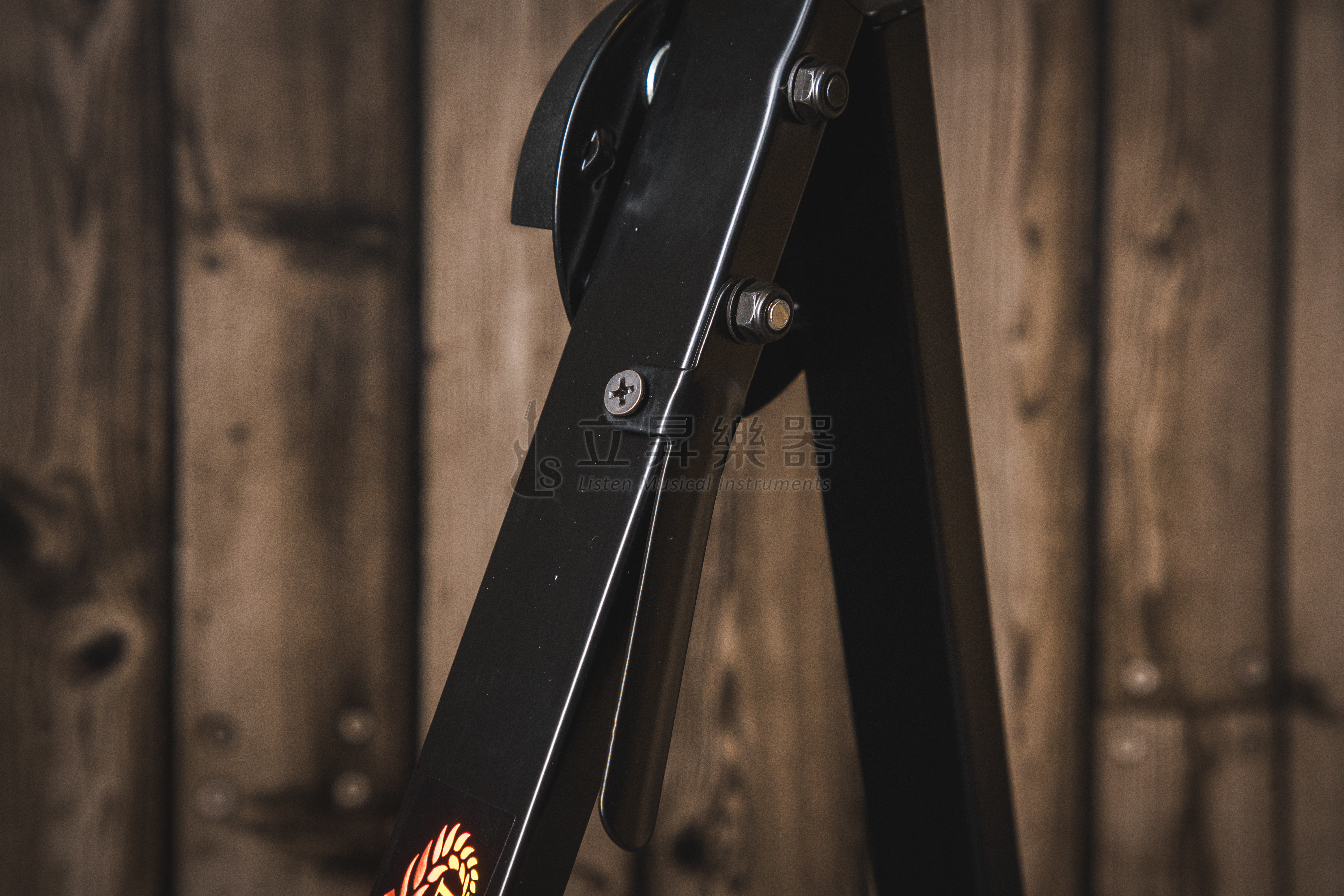 Lawrence LMS-10A 寬度可調【吉他架／大提琴架／貝斯架】 第 5 張圖片｜三峽弦樂器