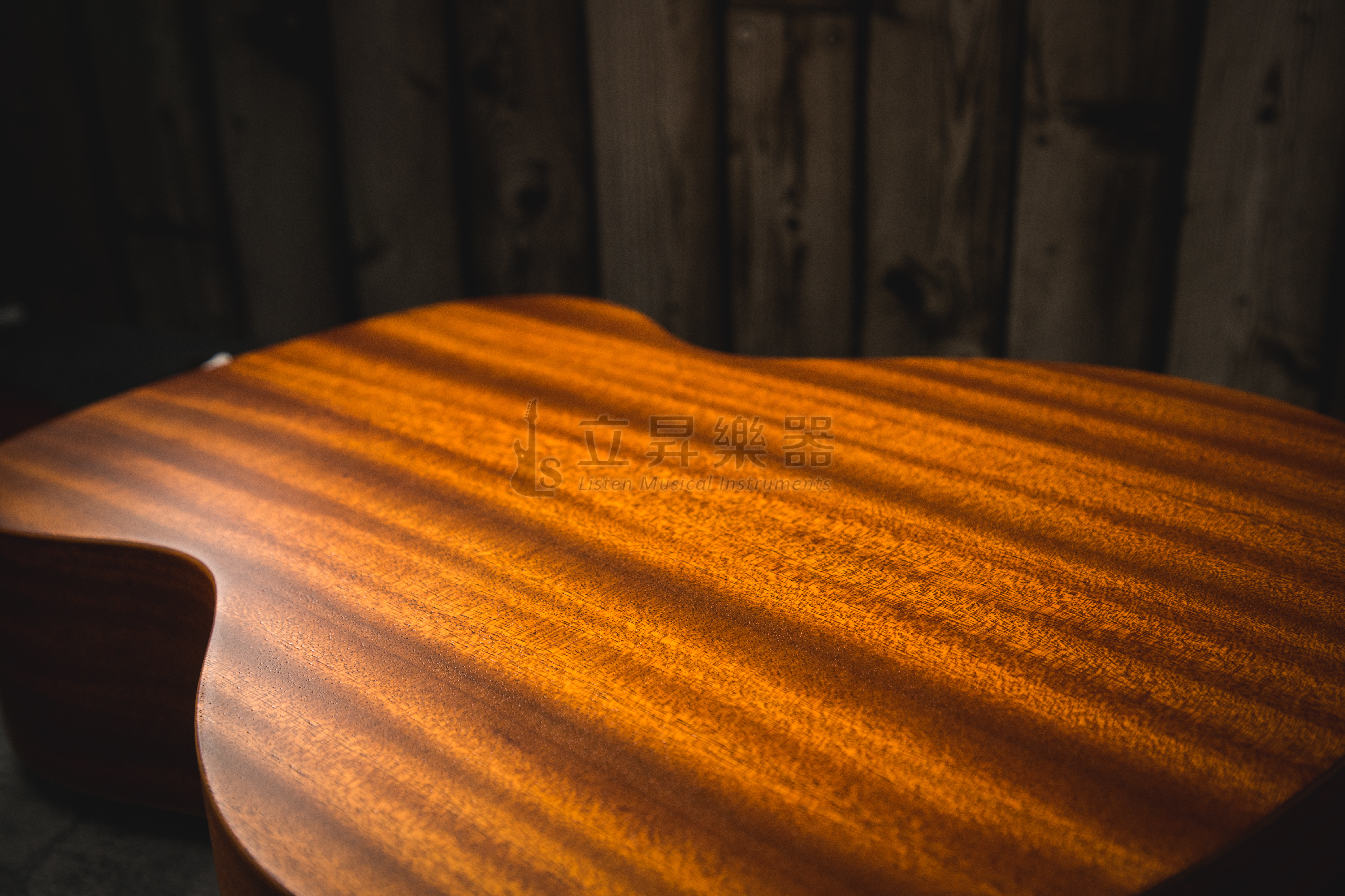 Starsun STARSUN S1-OM 木吉他 雲杉面單 含原廠15mm厚袋 第 6 張圖片｜三峽吉他 / Bass