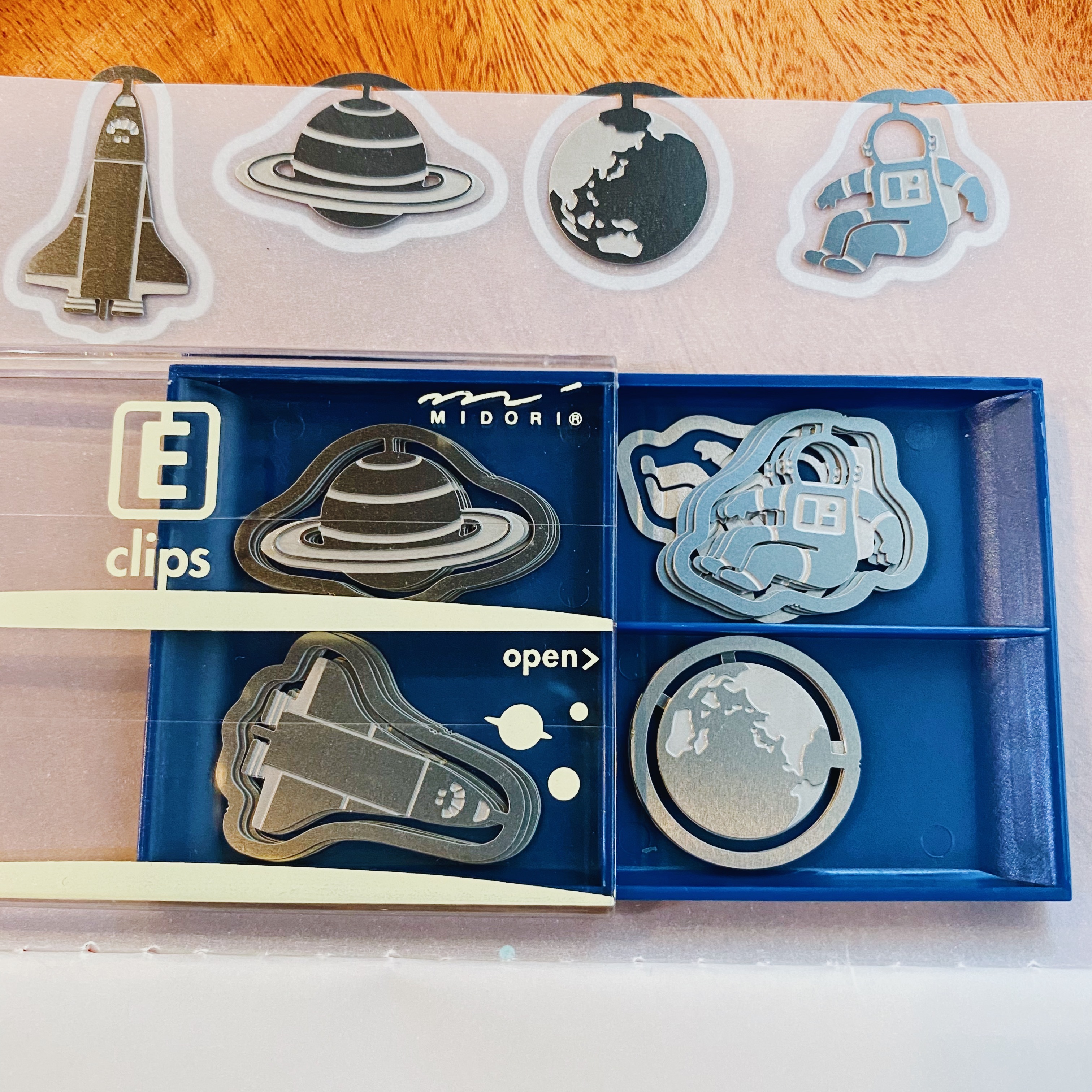 MIDORI 蝕刻工藝書籤夾 宇宙