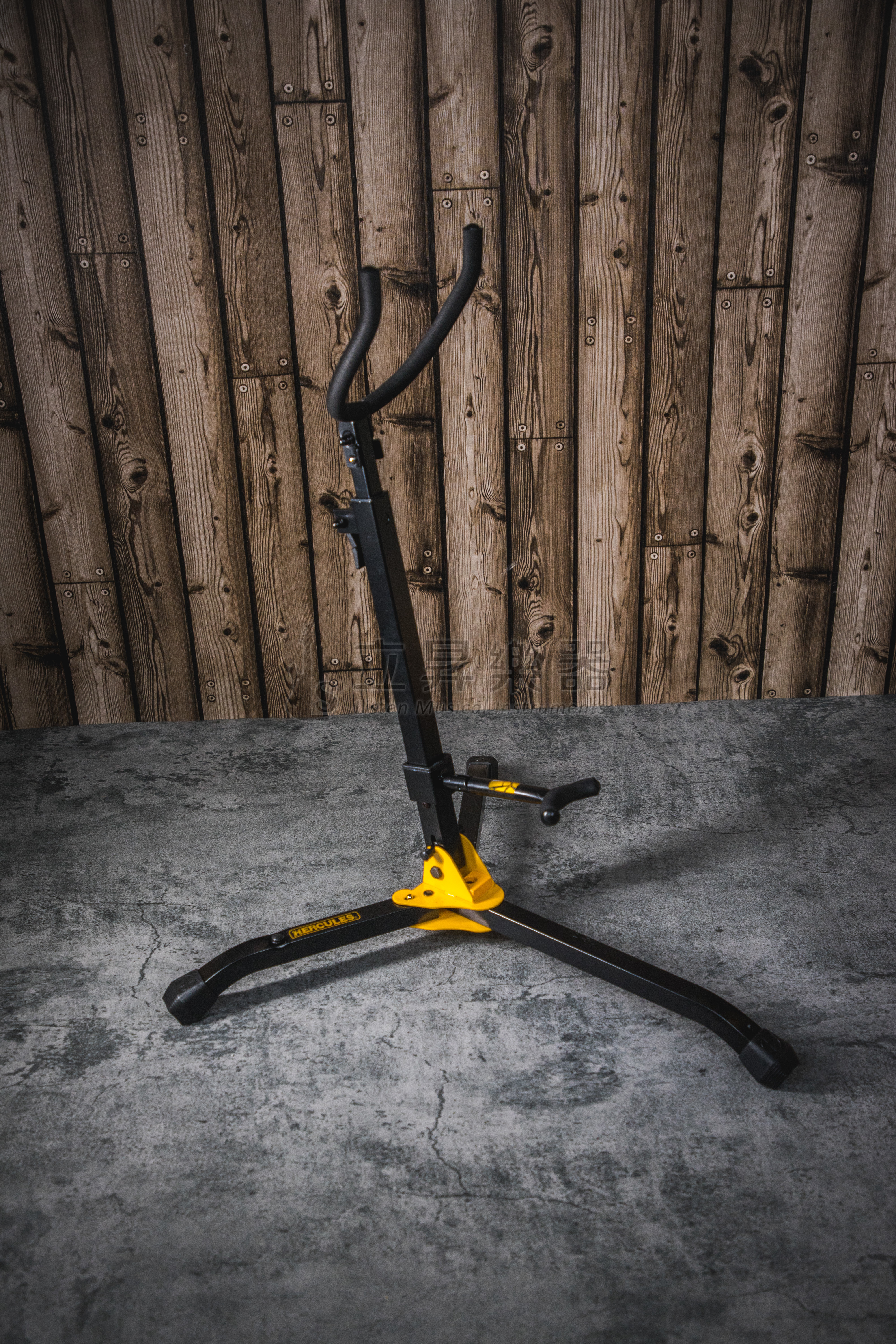 HERCULES DS535B 上低音薩克斯風架 Baritone Saxphone Stand