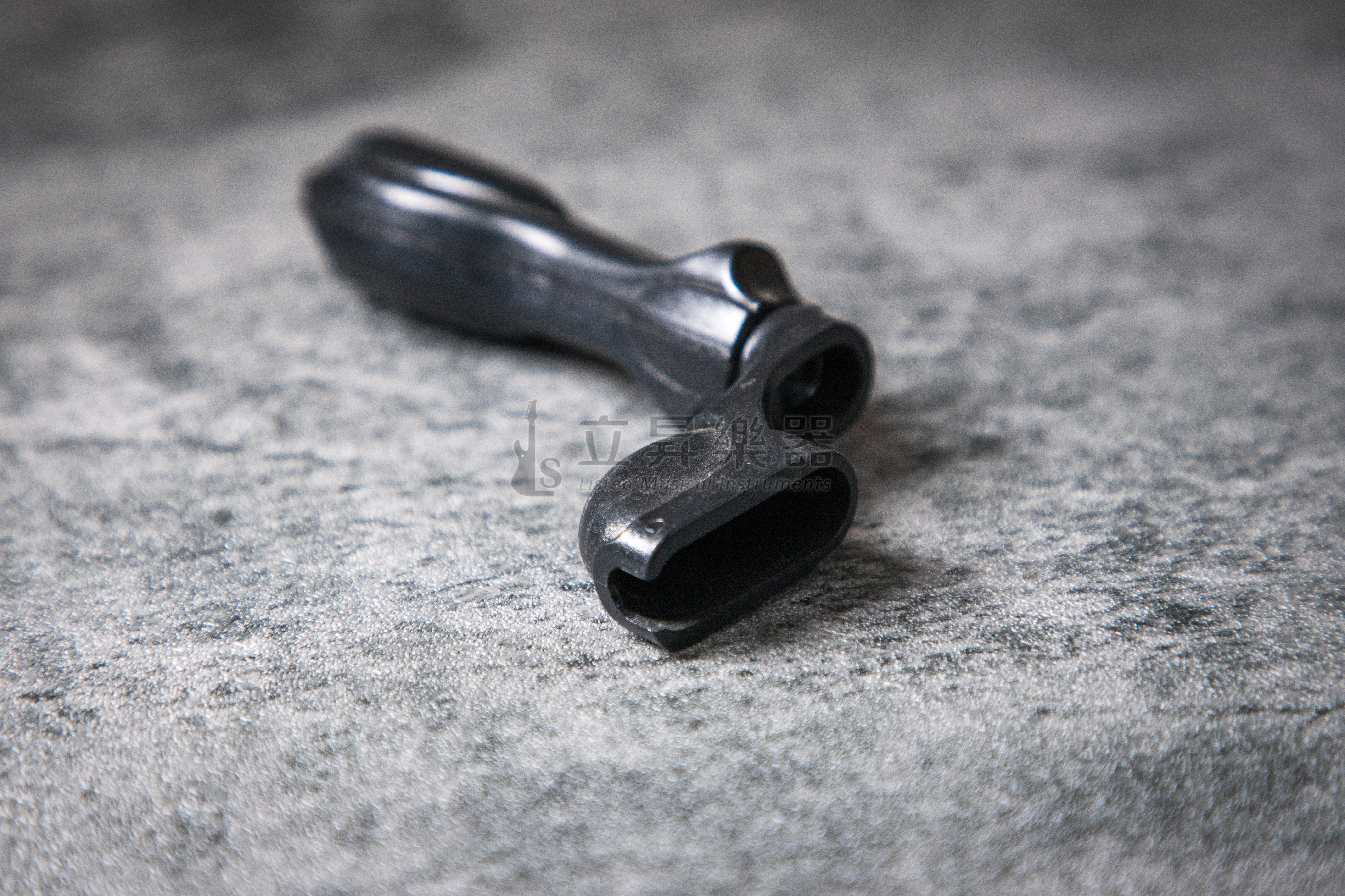 塑膠捲弦器 (黑色)