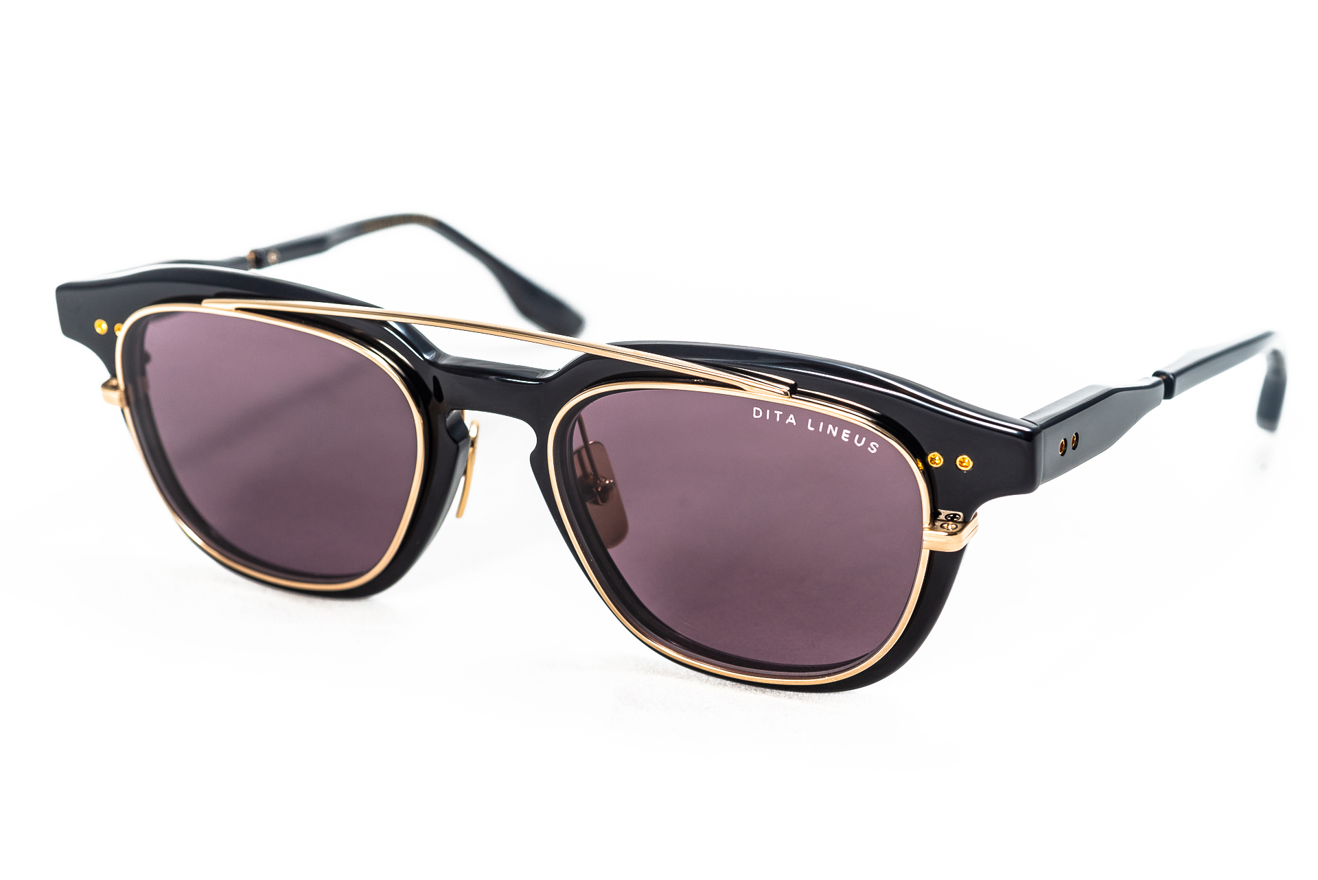 LINEUS-DTX702-A-01 AF BLK-GLD (With Clip-on Sunglasses)
