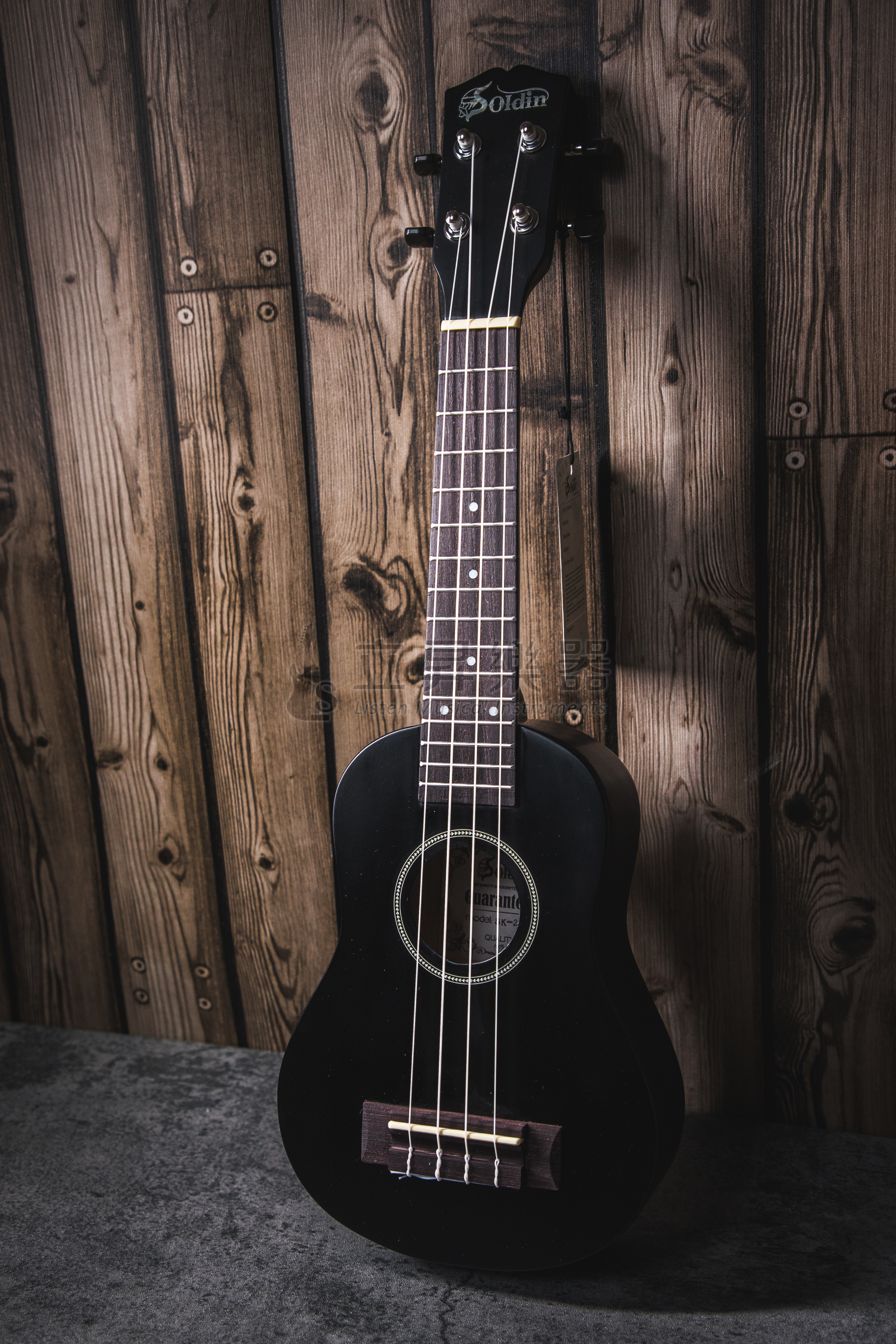 Soldin SK-100 黑色 烏克麗麗 21吋【附贈琴袋】