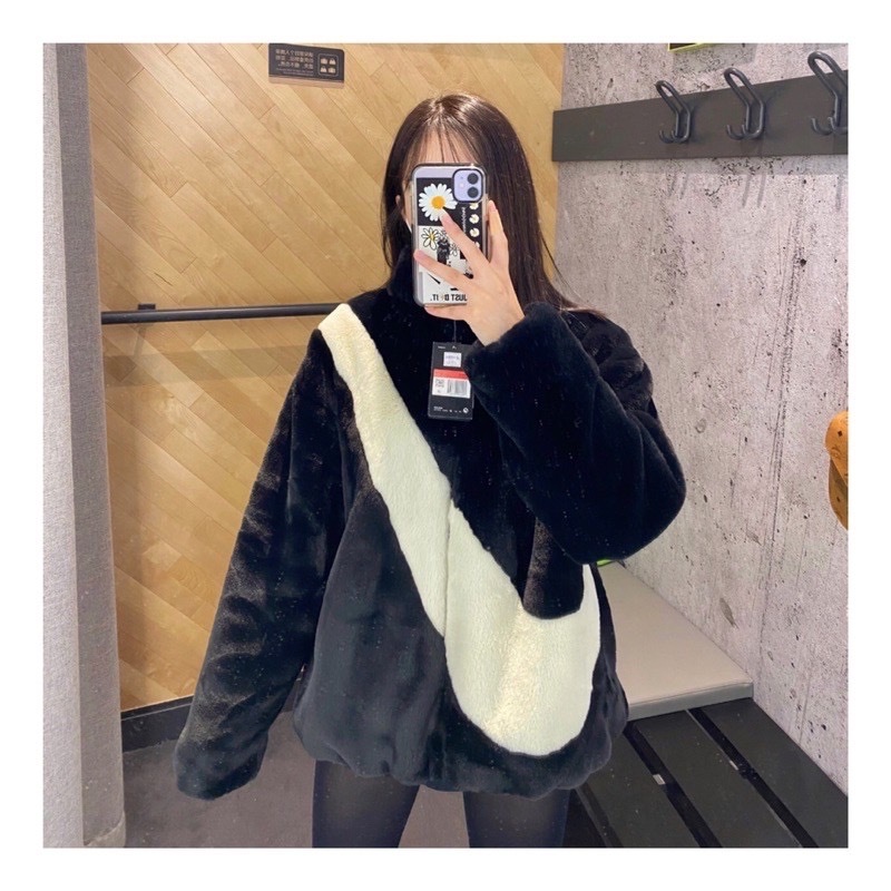 【現貨】Nike Sportswear Swoosh Jacket 立領 大勾 毛絨 運動外套 黑 白