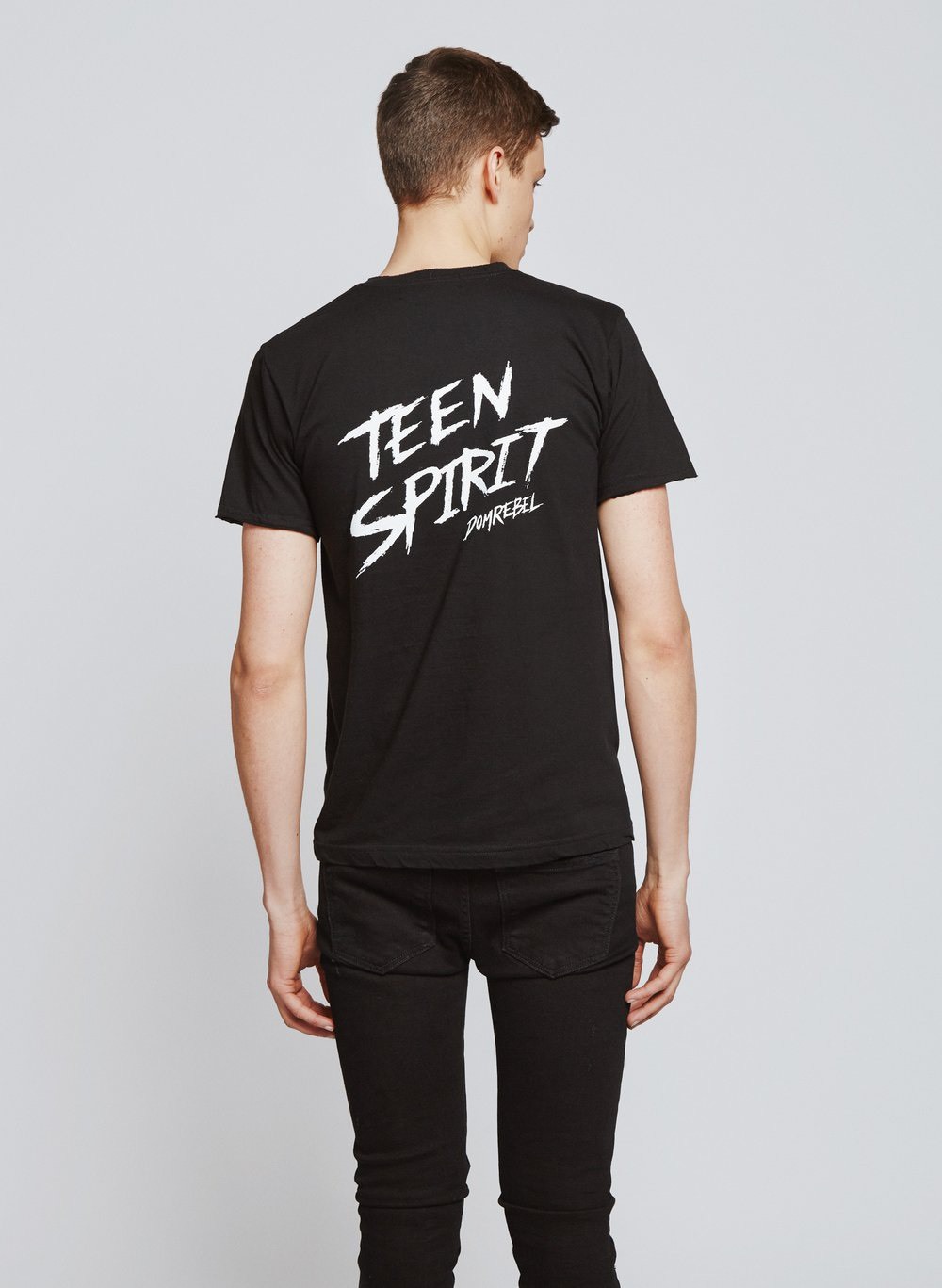 DOMREBEL 加拿大潮牌 人頭叼菸黑白圖T