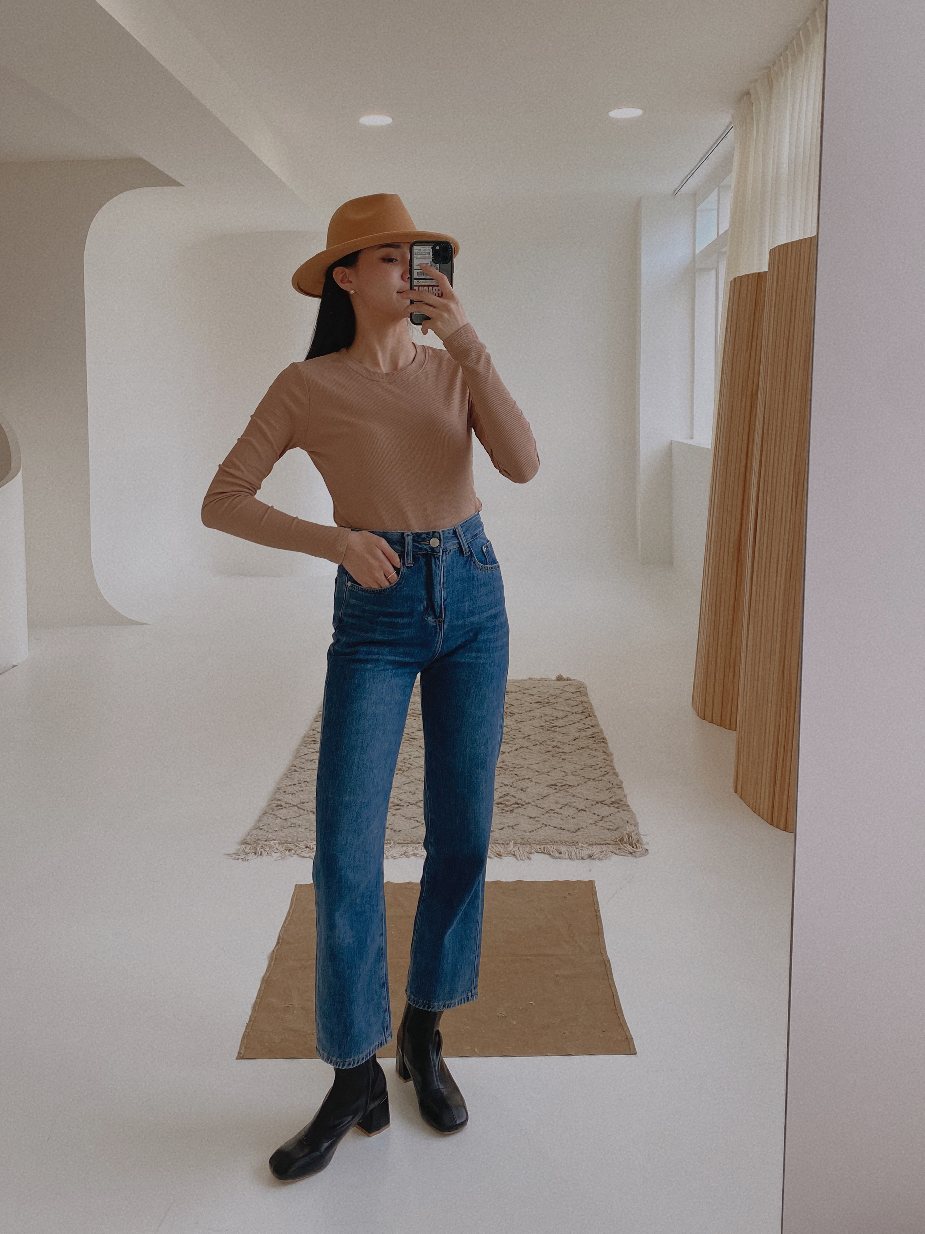 素面圓領基本款上衣*4色