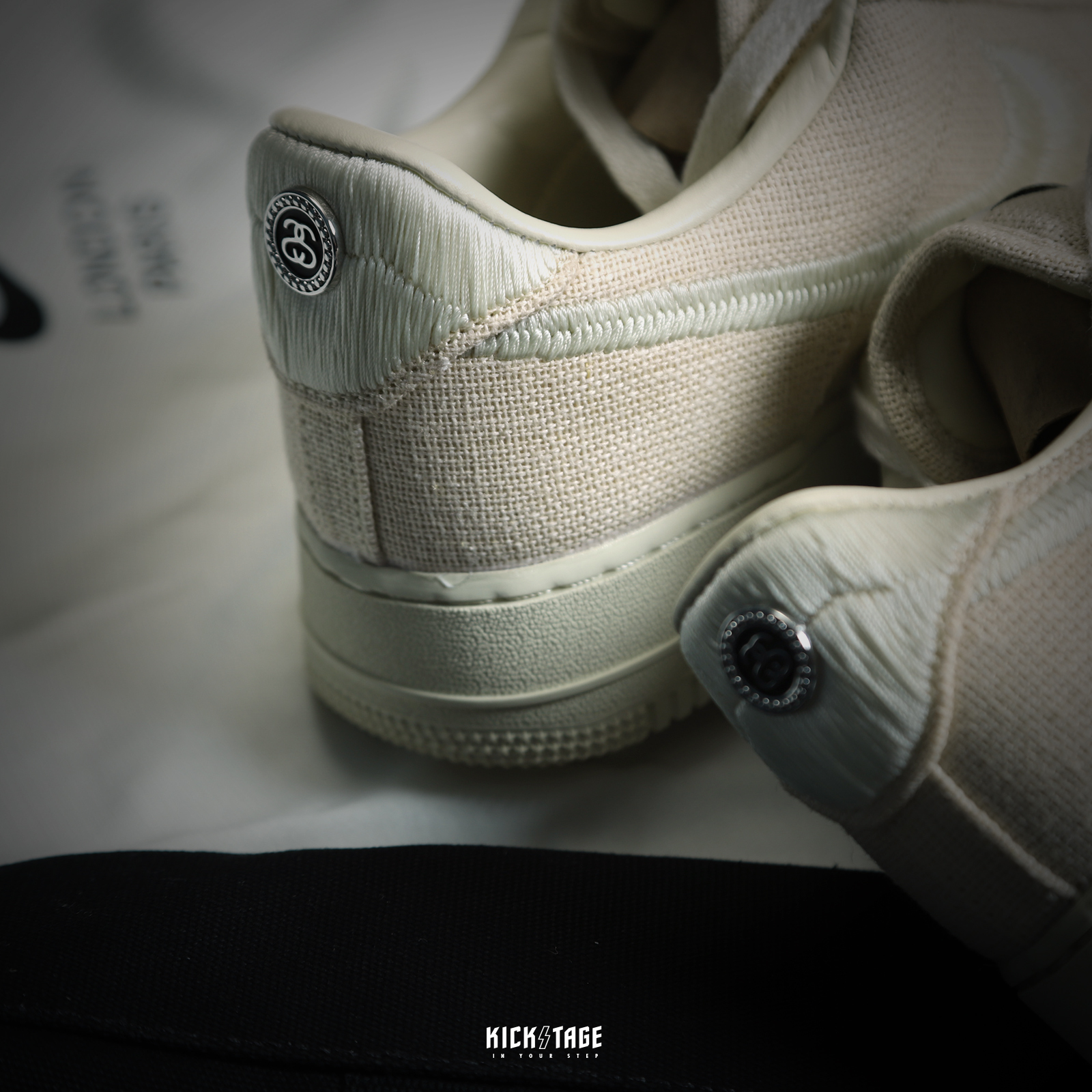 STUSSY X NIKE AIR FORCE 1 Fossil Stone米色沙色CZ9084-200