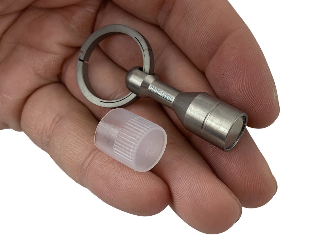 CountyComm Titanium Magnetic Ferrous Tester 鈦合金磁鐵測試鑰匙圈