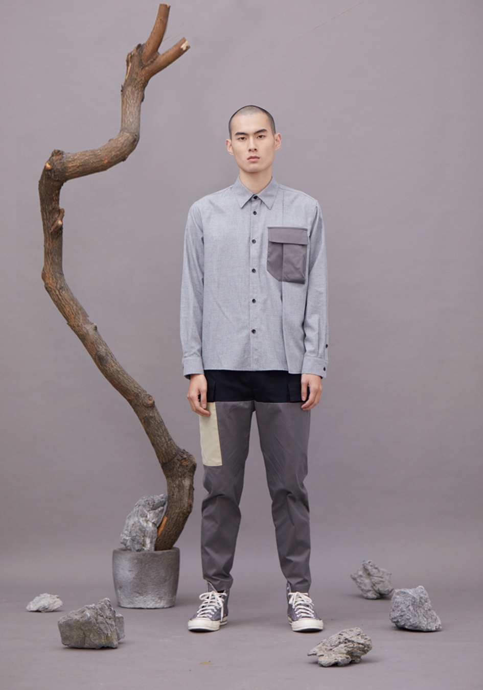 單袋視覺襯衫 - 灰