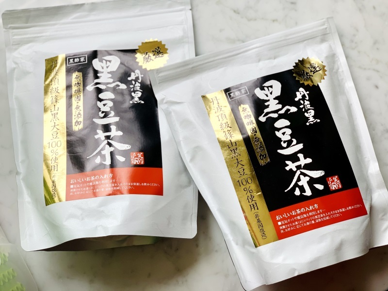 一舨黑豆100粒約重35 – 45克，而「丹波黑豆」100粒竟可重達80克！抗氧化成分，亦是一般黑豆之2-3倍！ 「丹波黑豆」另一特點是水煮時，體積可發大至3倍而不破爛，亦比其他黑豆品種較甜。因而成為日本黑豆界中之極品。