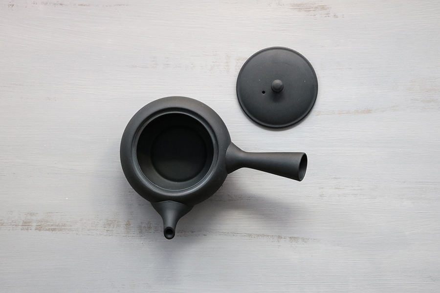 東屋-平急須横手/烏泥並細