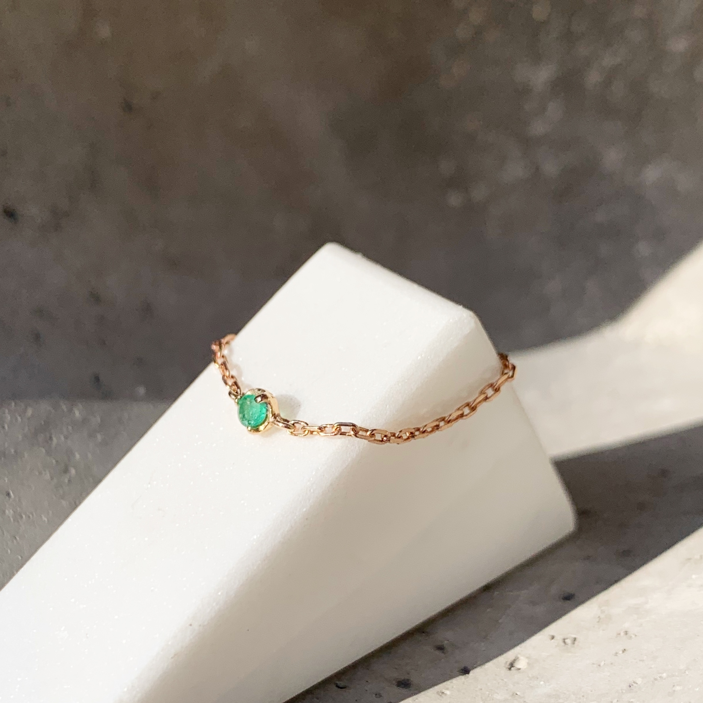 14K 經典小圓三爪祖母綠鏈戒