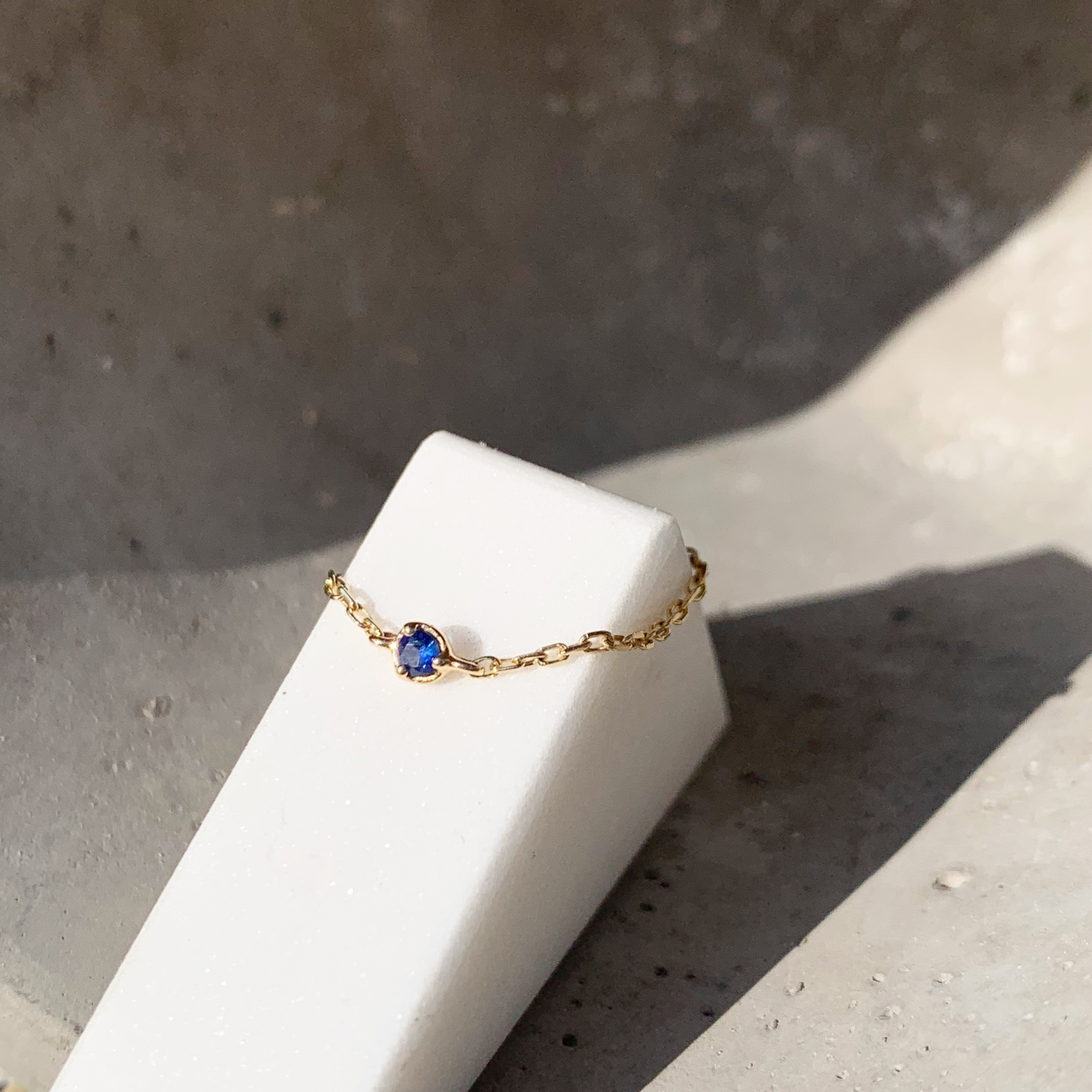 14K 經典小圓三爪藍寶石鏈戒