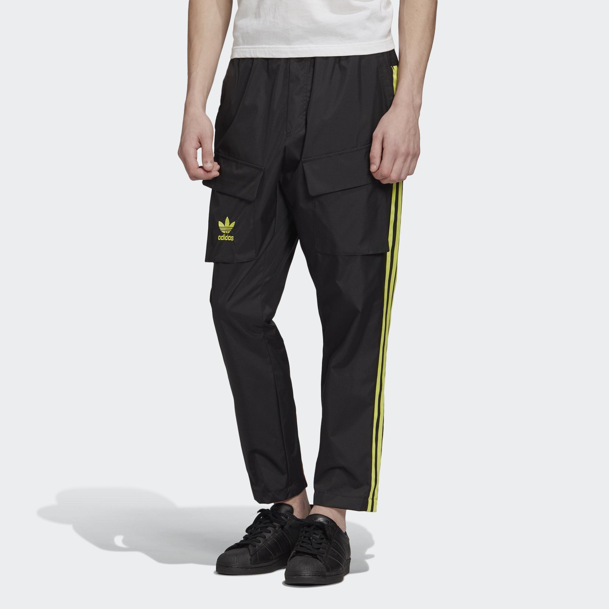 **特價商品售出不退換**男款 ADIDAS ADICOLOR PANTS 黑黃 防撕裂 口袋 拼接 復古 休閒 運動長褲【GK5918】!!特價出清商品售出不退換!!