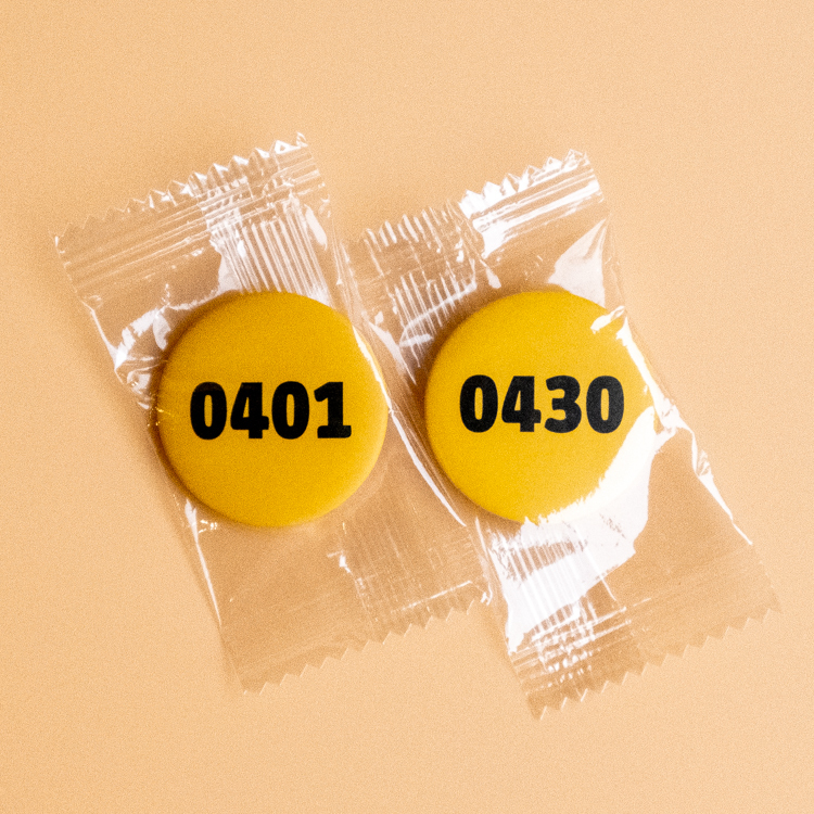 atthattime｜4月｜黃色｜日子胸章