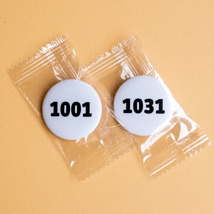 atthattime｜10月｜白色｜日子胸章