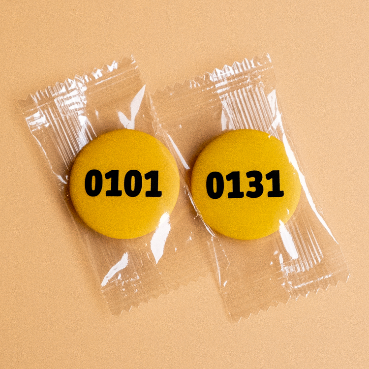 atthattime｜1月｜黃色｜日子胸章