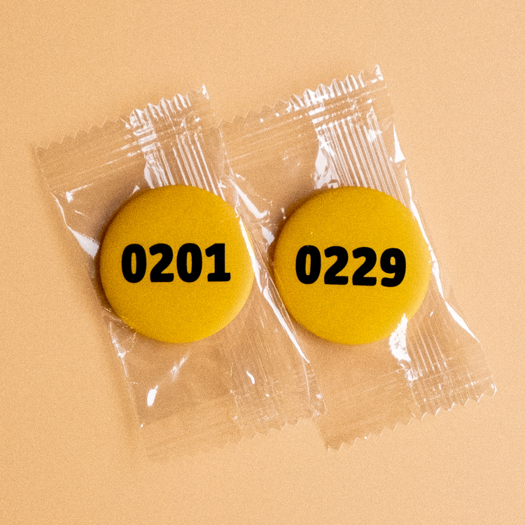 atthattime｜2月｜黃色｜日子胸章