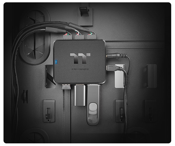 米特3C數位–TT 曜越 H200內接式USB集線器/PS-ACC-IU2H00R-2