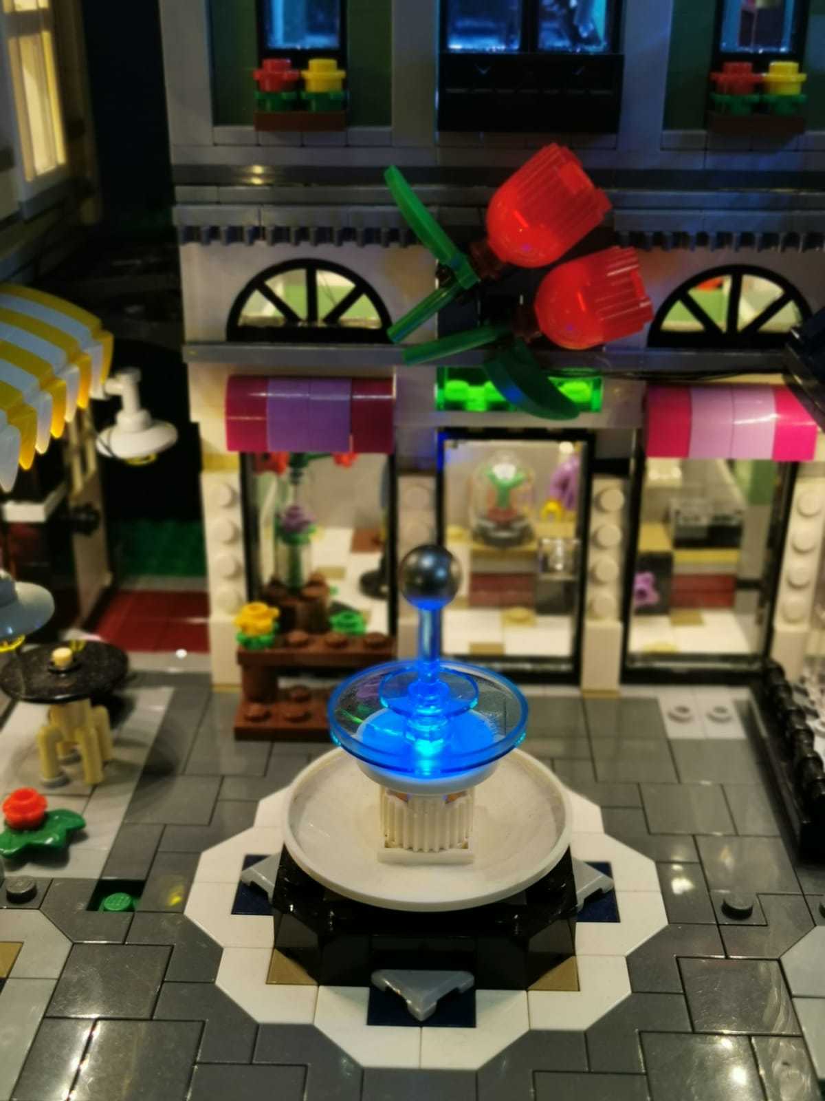 moc LED light for LEGO Creator 10255: Assembly Square **LED燈**